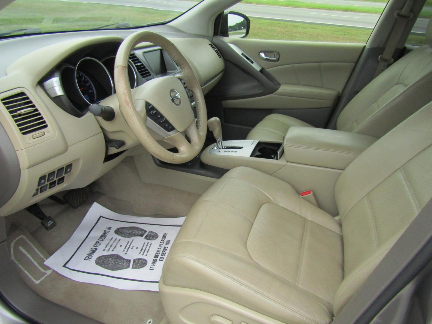 2012 Gray Nissan Murano SV (JN8AZ1MU1CW) with an 3.5L V6 DOHC 24V engine, Automatic transmission, located at 15016 S Hwy 231, Midland City, AL, 36350, (334) 983-3001, 31.306210, -85.495277- Photo#3