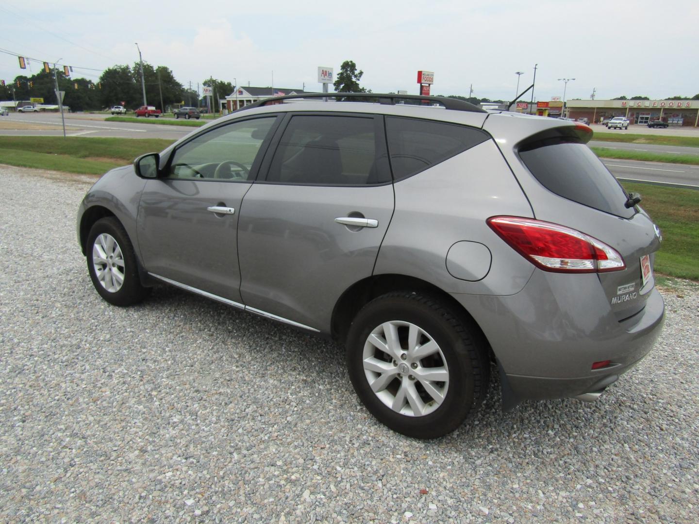 2012 Gray Nissan Murano SV (JN8AZ1MU1CW) with an 3.5L V6 DOHC 24V engine, Automatic transmission, located at 15016 S Hwy 231, Midland City, AL, 36350, (334) 983-3001, 31.306210, -85.495277- Photo#5