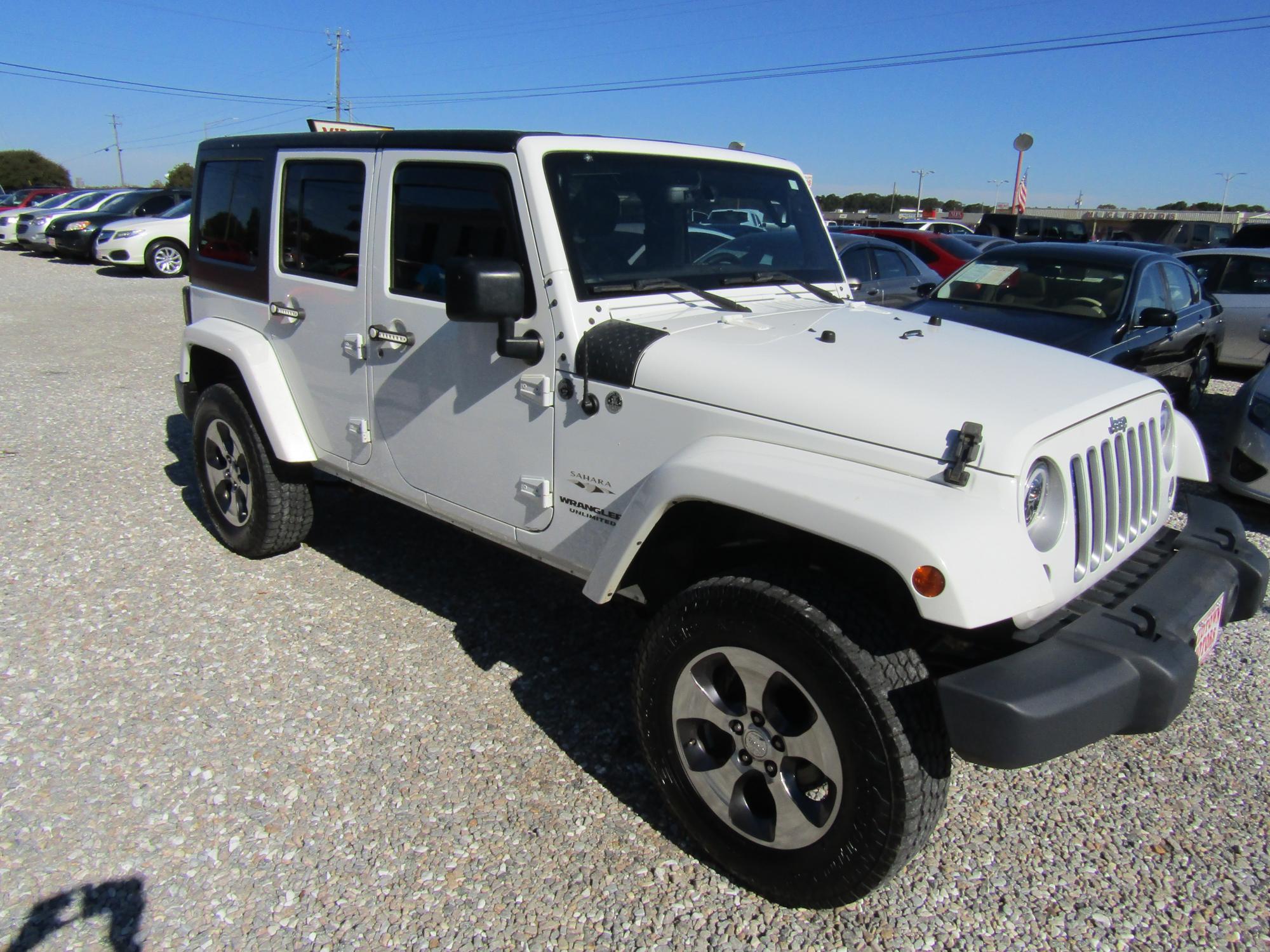 photo of 2016 Jeep Wrangler 