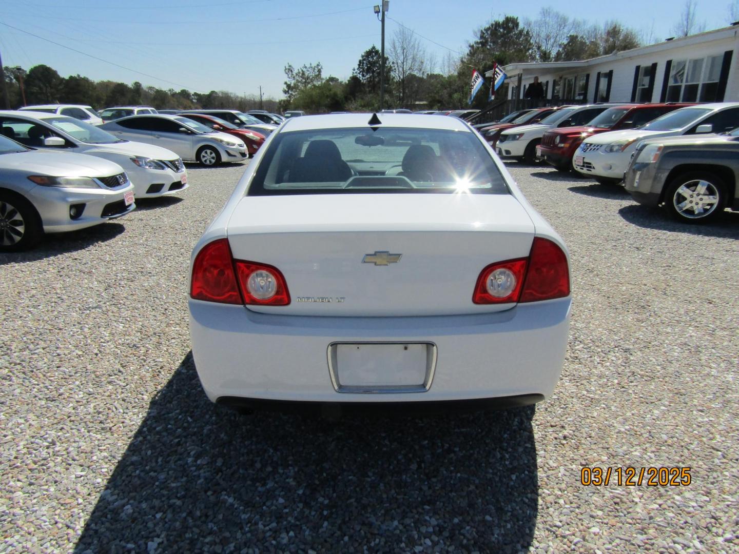 2012 WHITE Chevrolet Malibu 1LT (1G1ZC5E01CF) with an 2.4L L4 DOHC 16V engine, Automatic transmission, located at 15016 S Hwy 231, Midland City, AL, 36350, (334) 983-3001, 31.306210, -85.495277 - Photo#6