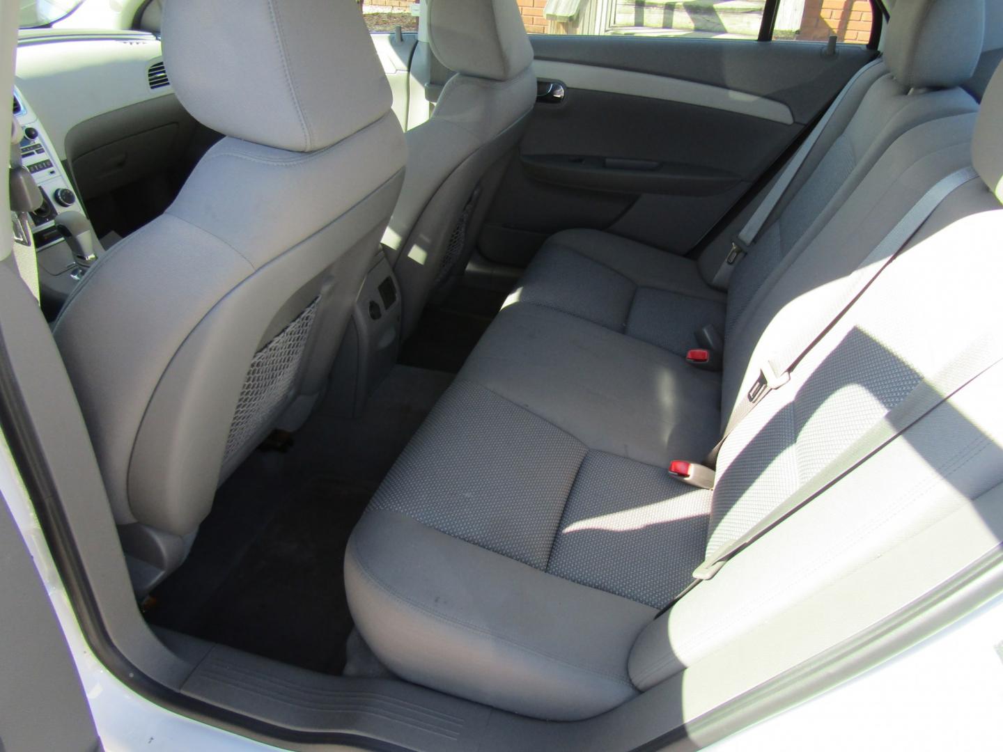 2012 WHITE Chevrolet Malibu 1LT (1G1ZC5E01CF) with an 2.4L L4 DOHC 16V engine, Automatic transmission, located at 15016 S Hwy 231, Midland City, AL, 36350, (334) 983-3001, 31.306210, -85.495277- Photo#4