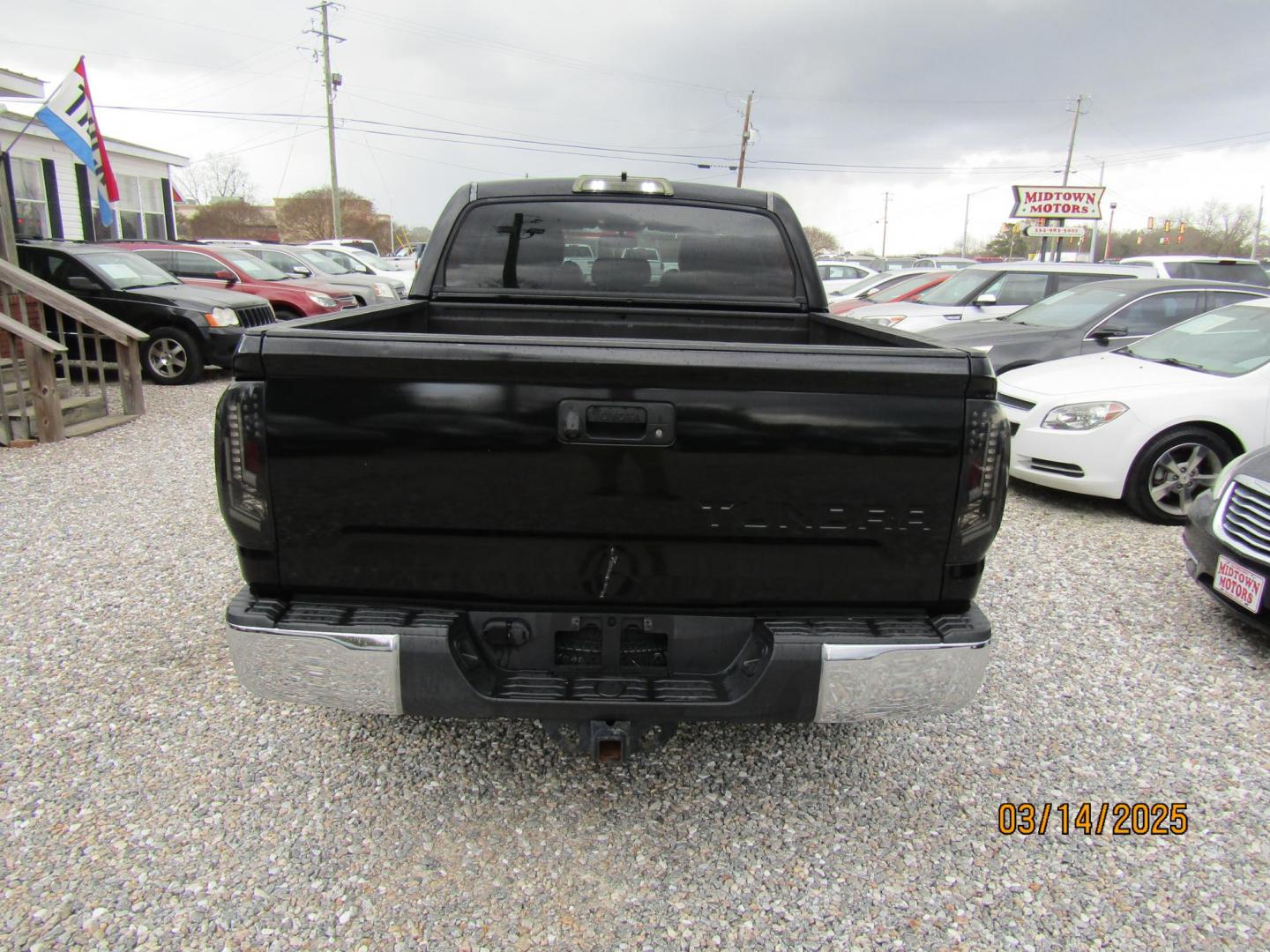 2014 Black Toyota Tundra SR5 5.7L V8 CrewMax 2WD (5TFEY5F13EX) with an 5.7L V8 DOHC 32V engine, Automatic transmission, located at 15016 S Hwy 231, Midland City, AL, 36350, (334) 983-3001, 31.306210, -85.495277 - Photo#6