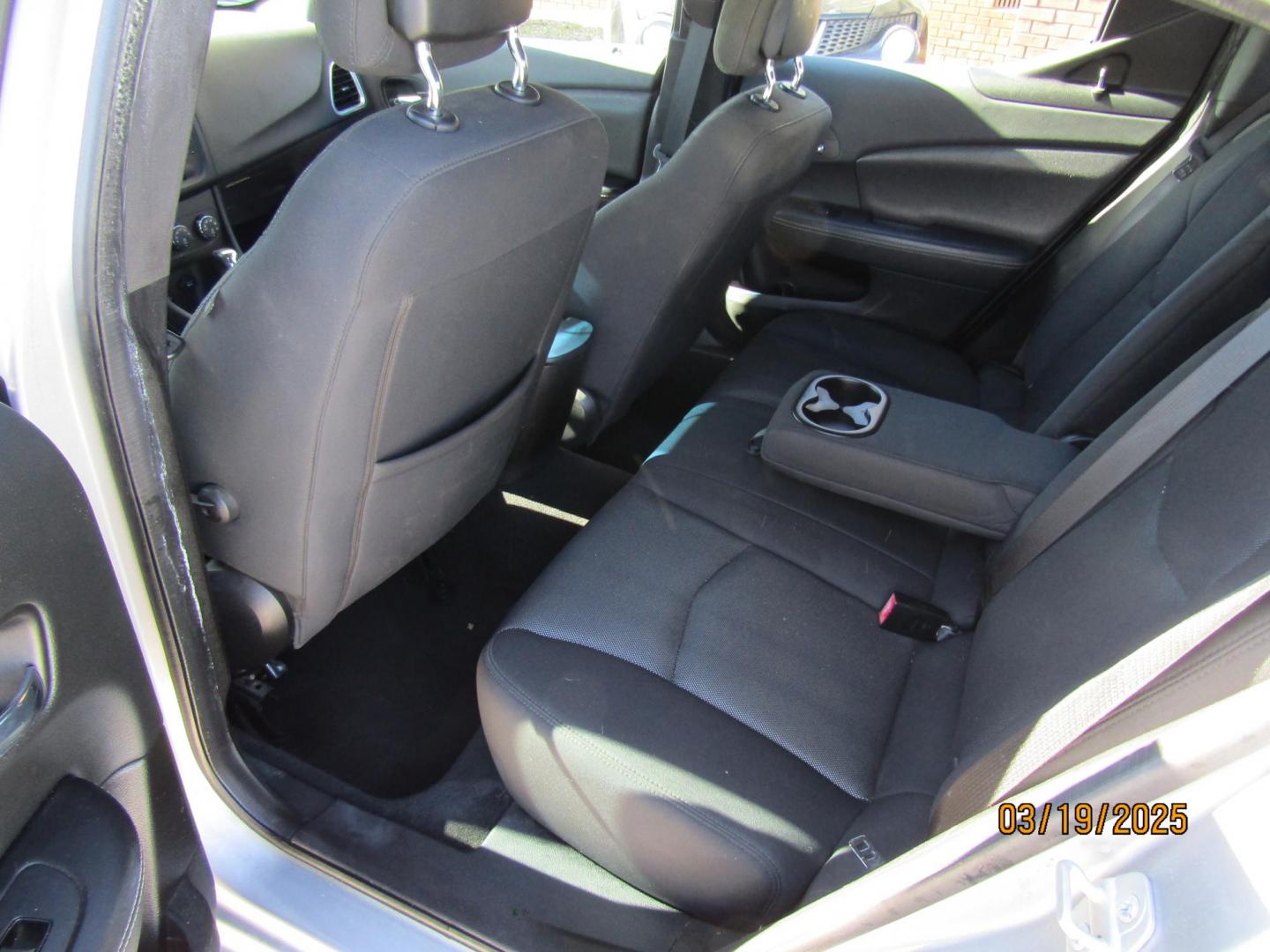 2014 Silver Dodge Avenger SXT (1C3CDZCG3EN) with an 3.6L V6 DOHC 24V FFV engine, Automatic transmission, located at 15016 S Hwy 231, Midland City, AL, 36350, (334) 983-3001, 31.306210, -85.495277 - Photo#3
