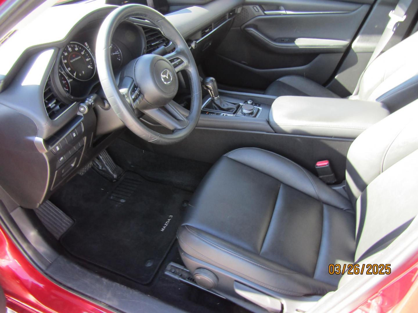2021 Red Mazda MAZDA3 Select (3MZBPABL8MM) with an 2.5L L4 DOHC 16V engine, Automatic transmission, located at 15016 S Hwy 231, Midland City, AL, 36350, (334) 983-3001, 31.306210, -85.495277 - Photo#3