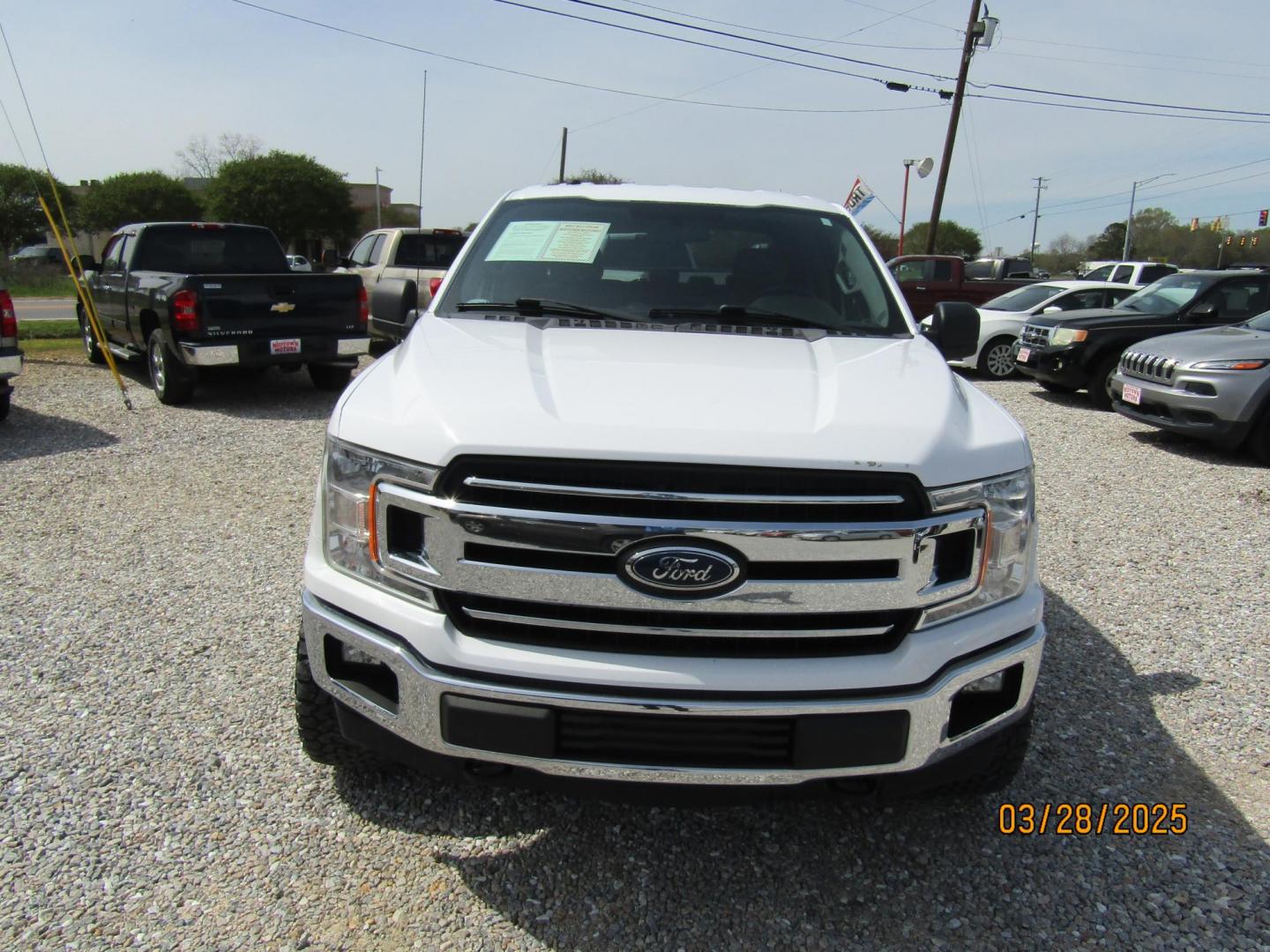 2018 WHITE Ford F-150 King-Ranch SuperCrew 5.5-ft. 2WD (1FTEW1E5XJK) with an 5.0L V8 OHV 32V engine, Automatic transmission, located at 15016 S Hwy 231, Midland City, AL, 36350, (334) 983-3001, 31.306210, -85.495277 - Photo#2