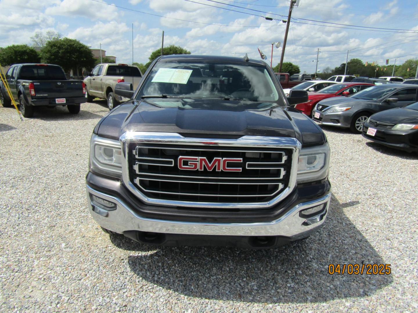 2016 Gray GMC Sierra 1500 SLE Crew Cab Long Box 4WD (3GTU2MEC5GG) with an 5.3L V8 OHV 16V engine, Automatic transmission, located at 15016 S Hwy 231, Midland City, AL, 36350, (334) 983-3001, 31.306210, -85.495277 - Photo#1