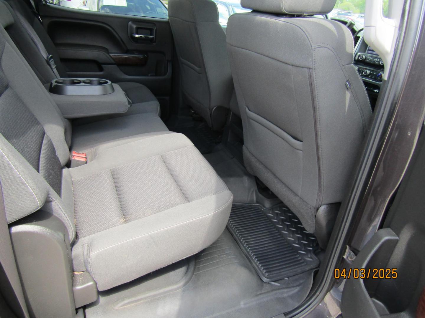 2016 Gray GMC Sierra 1500 SLE Crew Cab Long Box 4WD (3GTU2MEC5GG) with an 5.3L V8 OHV 16V engine, Automatic transmission, located at 15016 S Hwy 231, Midland City, AL, 36350, (334) 983-3001, 31.306210, -85.495277 - Photo#8