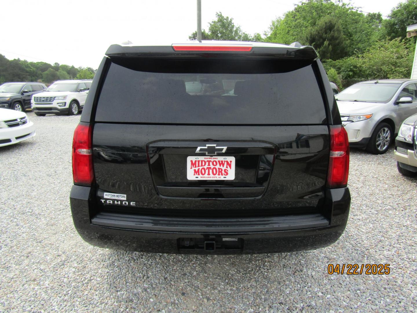 2017 Black Chevrolet Tahoe LS 2WD (1GNSCAKC2HR) with an 5.3L V8 OHV 16V engine, Automatic transmission, located at 15016 S Hwy 231, Midland City, AL, 36350, (334) 983-3001, 31.306210, -85.495277 - Photo#6