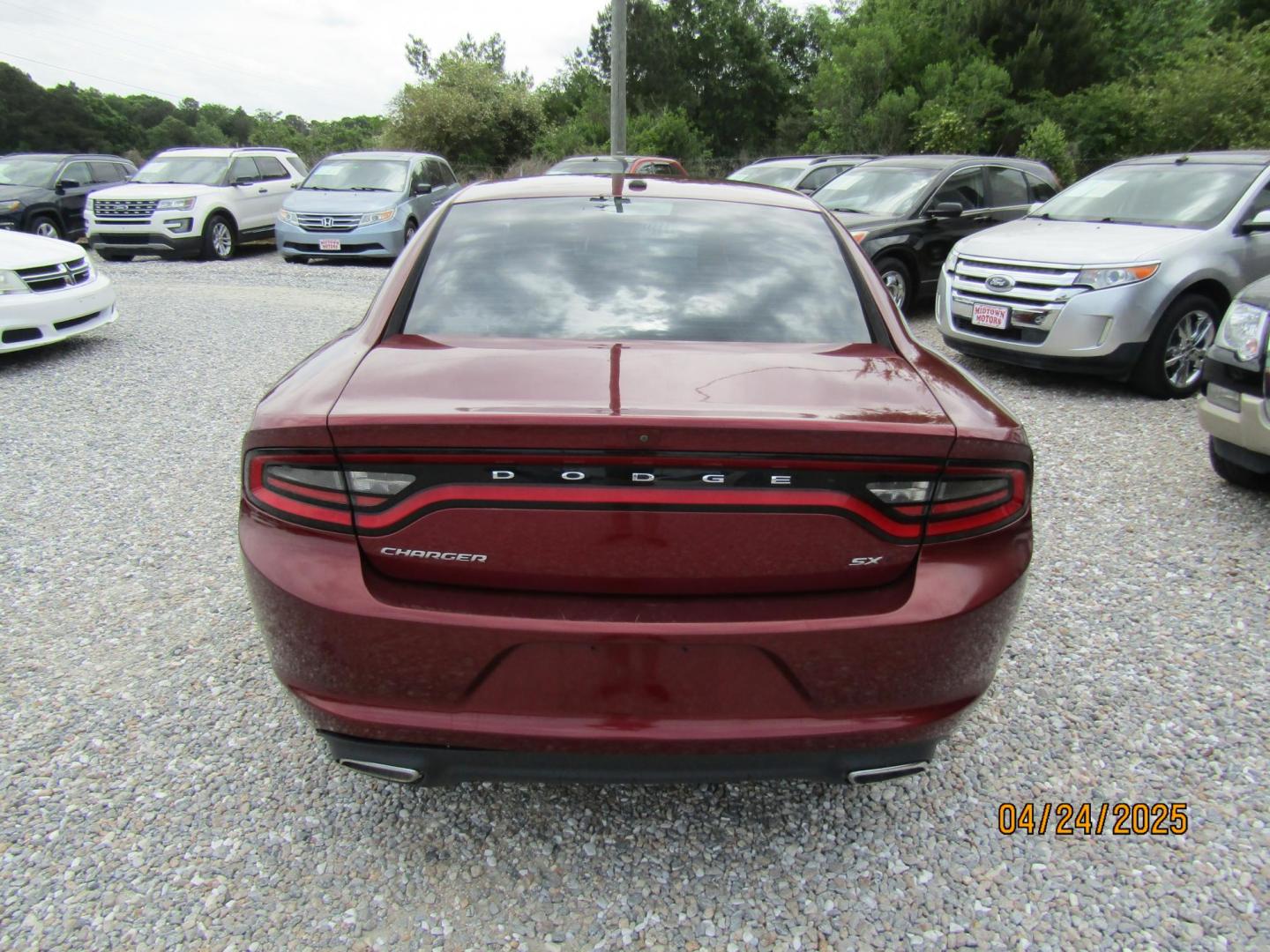2018 Red Dodge Charger SE (2C3CDXBG2JH) with an 3.6L V6 DOHC 24V engine, Automatic transmission, located at 15016 S Hwy 231, Midland City, AL, 36350, (334) 983-3001, 31.306210, -85.495277 - Photo#6