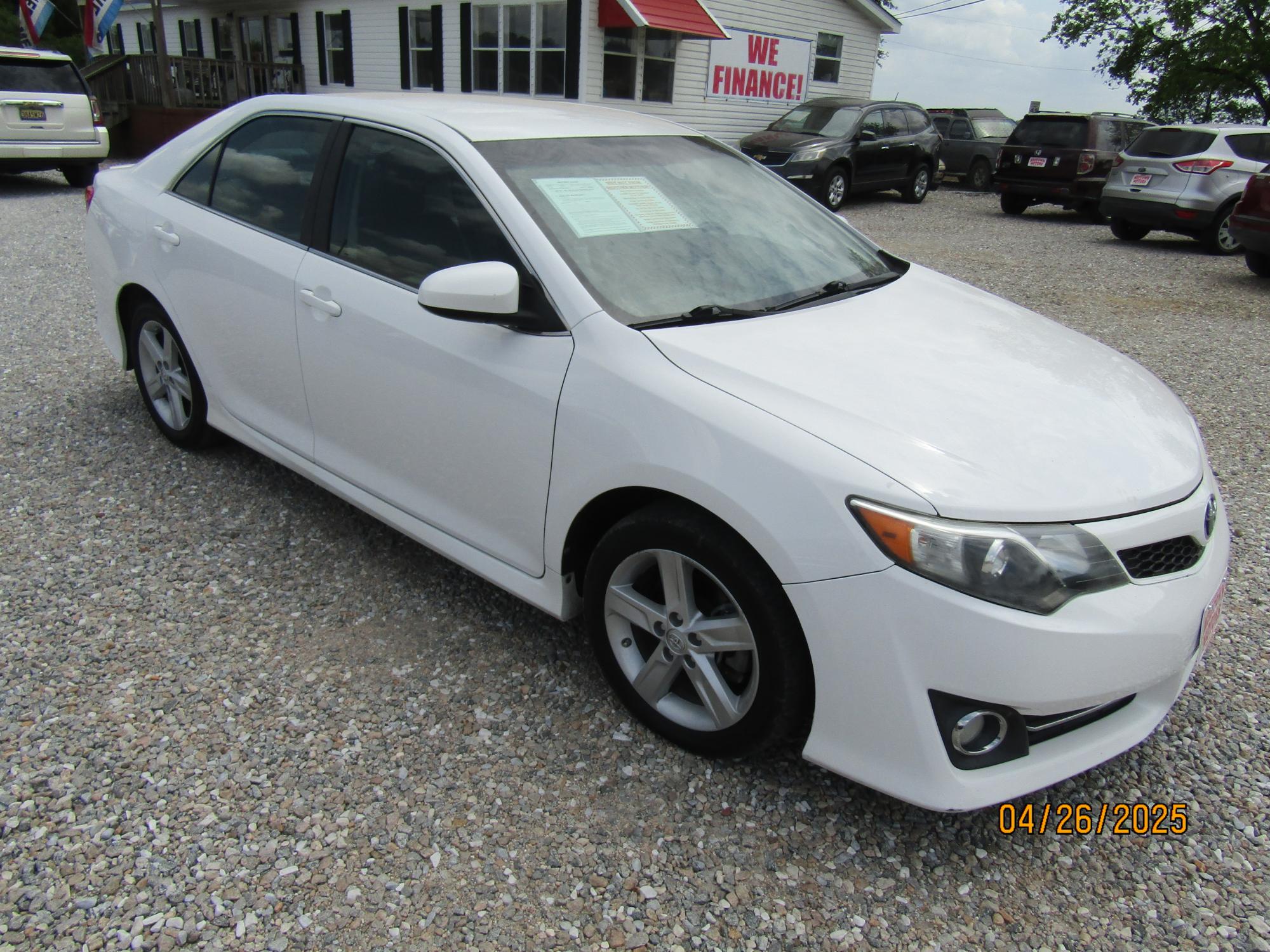 photo of 2014 Toyota Camry 