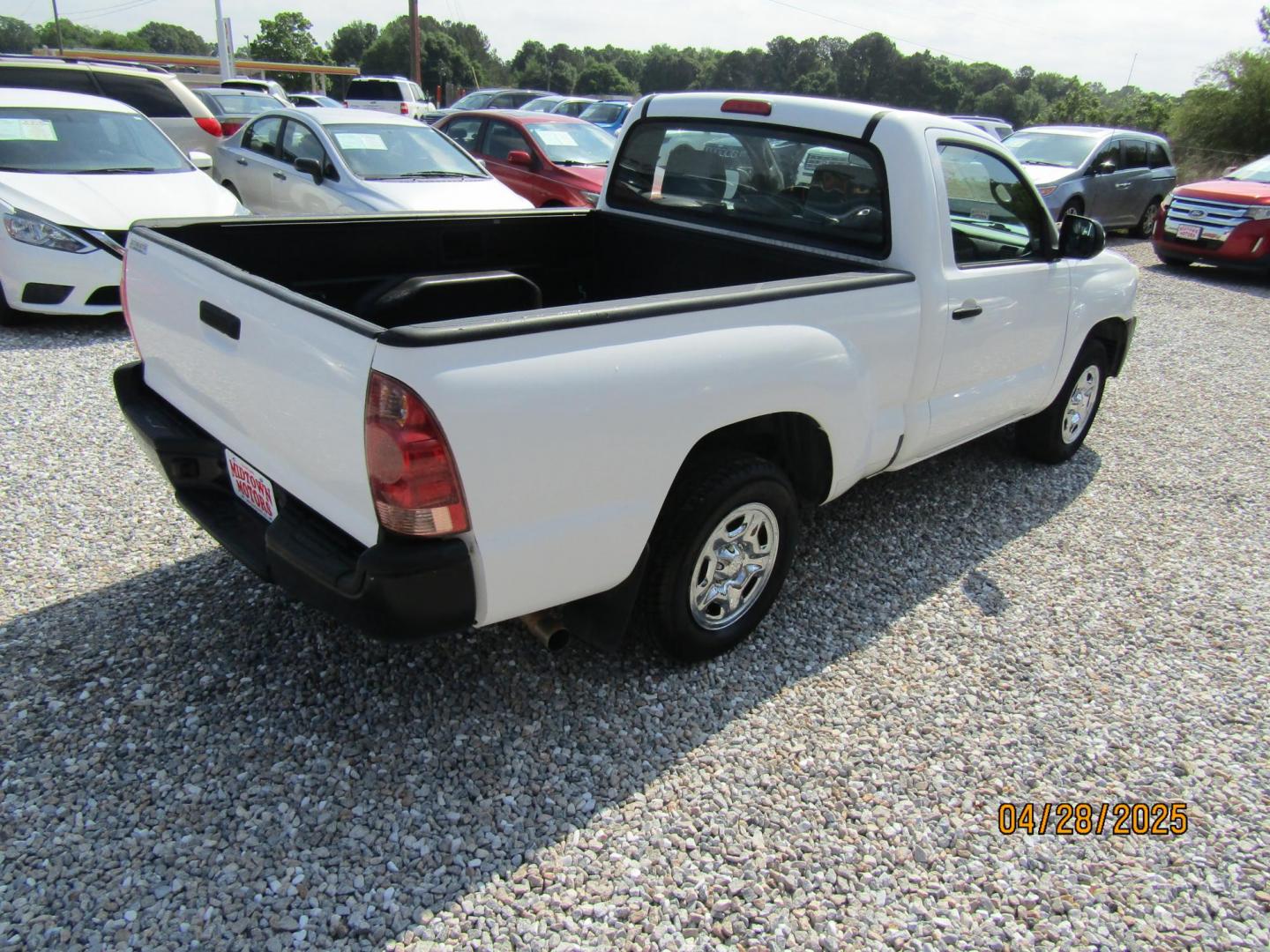 2012 WHITE Toyota Tacoma Regular Cab 2WD (5TFNX4CNXCX) with an 2.7L L4 DOHC 16V engine, Automatic transmission, located at 15016 S Hwy 231, Midland City, AL, 36350, (334) 983-3001, 31.306210, -85.495277 - Photo#7