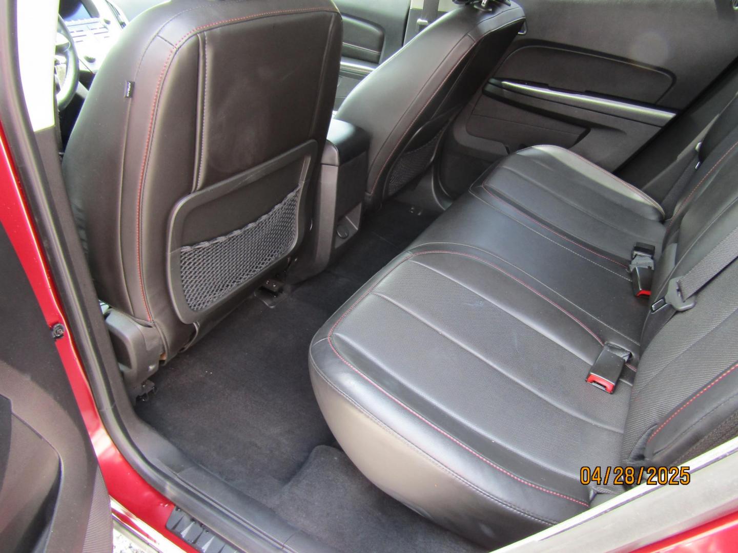 2012 Red GMC Terrain SLT2 FWD (2GKFLWE56C6) with an 3.0L V6 DOHC 24V FFV engine, Automatic transmission, located at 15016 S Hwy 231, Midland City, AL, 36350, (334) 983-3001, 31.306210, -85.495277 - Photo#4