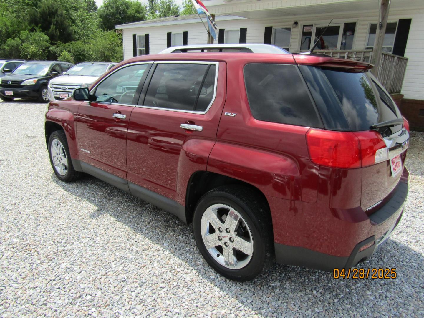 2012 Red GMC Terrain SLT2 FWD (2GKFLWE56C6) with an 3.0L V6 DOHC 24V FFV engine, Automatic transmission, located at 15016 S Hwy 231, Midland City, AL, 36350, (334) 983-3001, 31.306210, -85.495277 - Photo#5