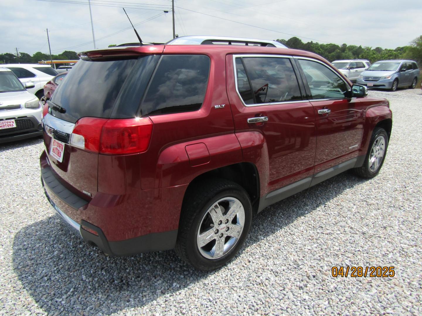 2012 Red GMC Terrain SLT2 FWD (2GKFLWE56C6) with an 3.0L V6 DOHC 24V FFV engine, Automatic transmission, located at 15016 S Hwy 231, Midland City, AL, 36350, (334) 983-3001, 31.306210, -85.495277 - Photo#7