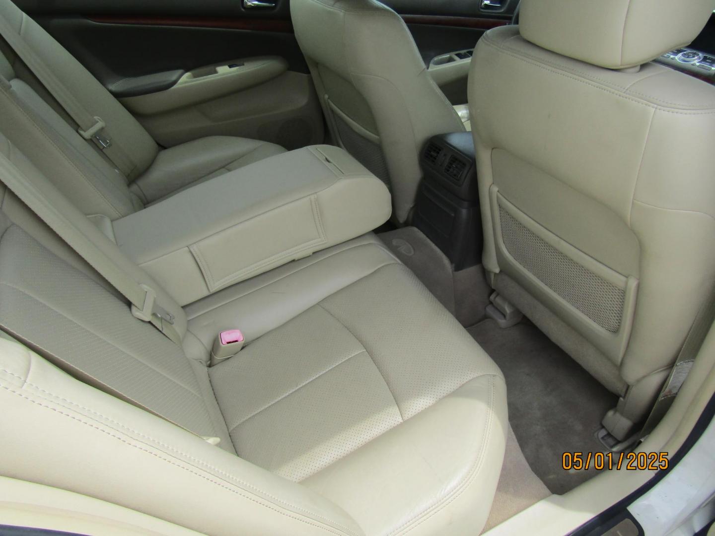 2007 WHITE Infiniti G35 Base (JNKBV61E07M) with an 3.5L V6 DOHC 24V engine, Automatic transmission, located at 15016 S Hwy 231, Midland City, AL, 36350, (334) 983-3001, 31.306210, -85.495277 - Photo#8