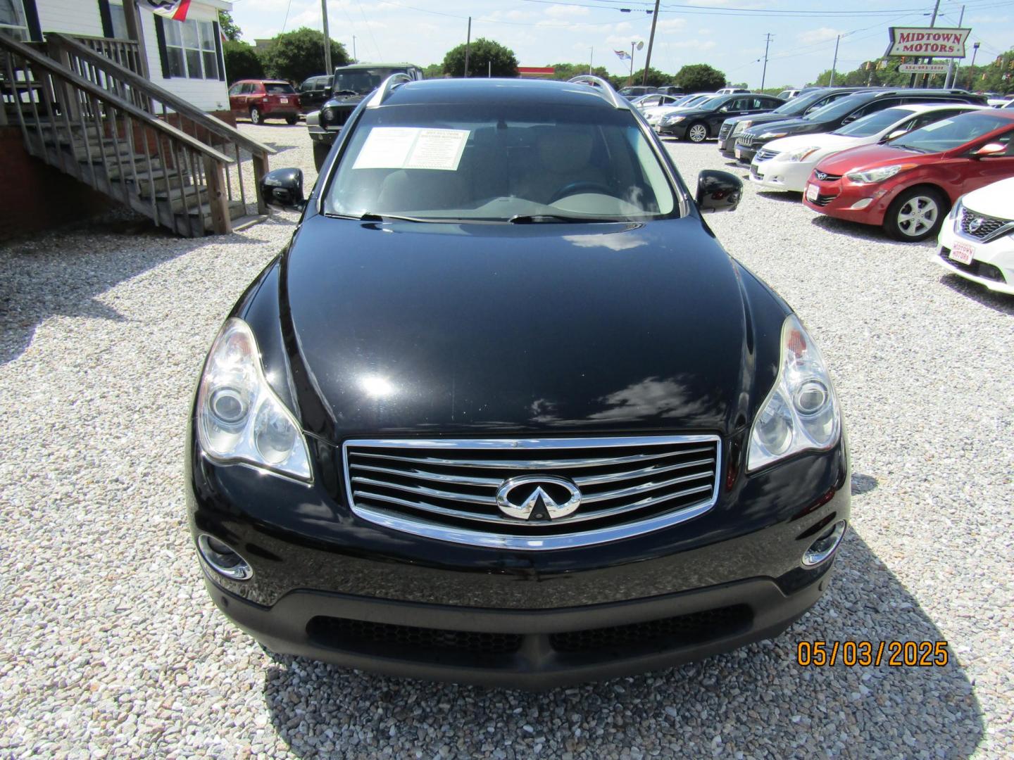 2015 Black Infiniti QX50 Base RWD (JN1BJ0HP6FM) with an 3.7L V6 DOHC 24V engine, Automatic transmission, located at 15016 S Hwy 231, Midland City, AL, 36350, (334) 983-3001, 31.306210, -85.495277 - Photo#1