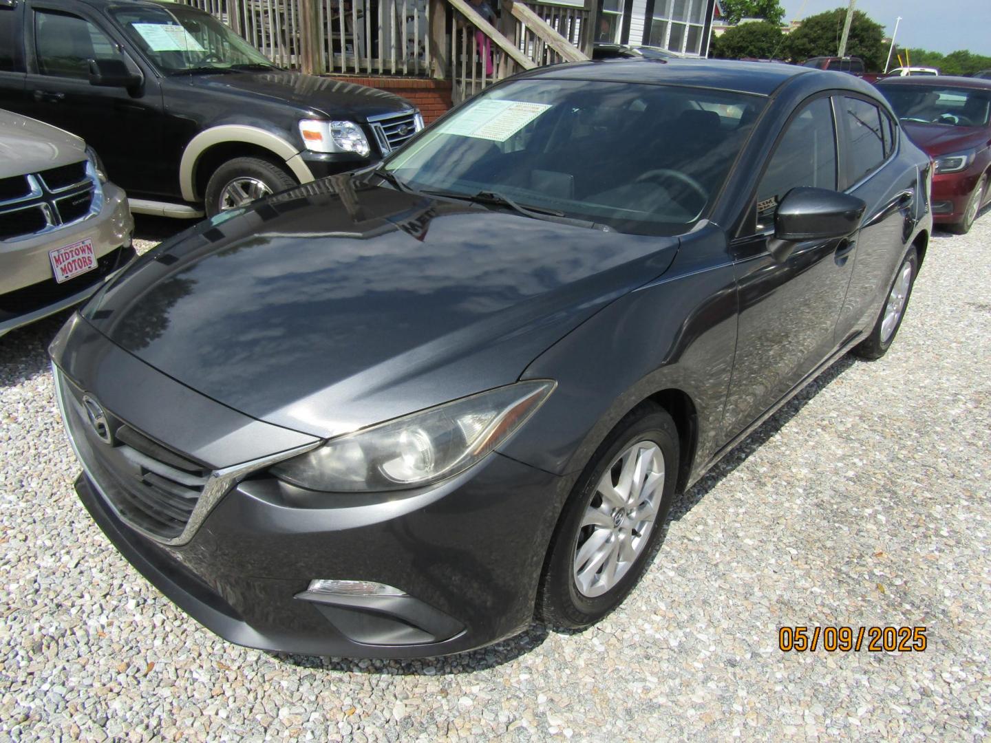 2014 Gray Mazda MAZDA3 i Touring AT 4-Door (JM1BM1V70E1) with an 2.0L L4 DOHC 16V engine, Automatic transmission, located at 15016 S Hwy 231, Midland City, AL, 36350, (334) 983-3001, 31.306210, -85.495277 - Photo#2