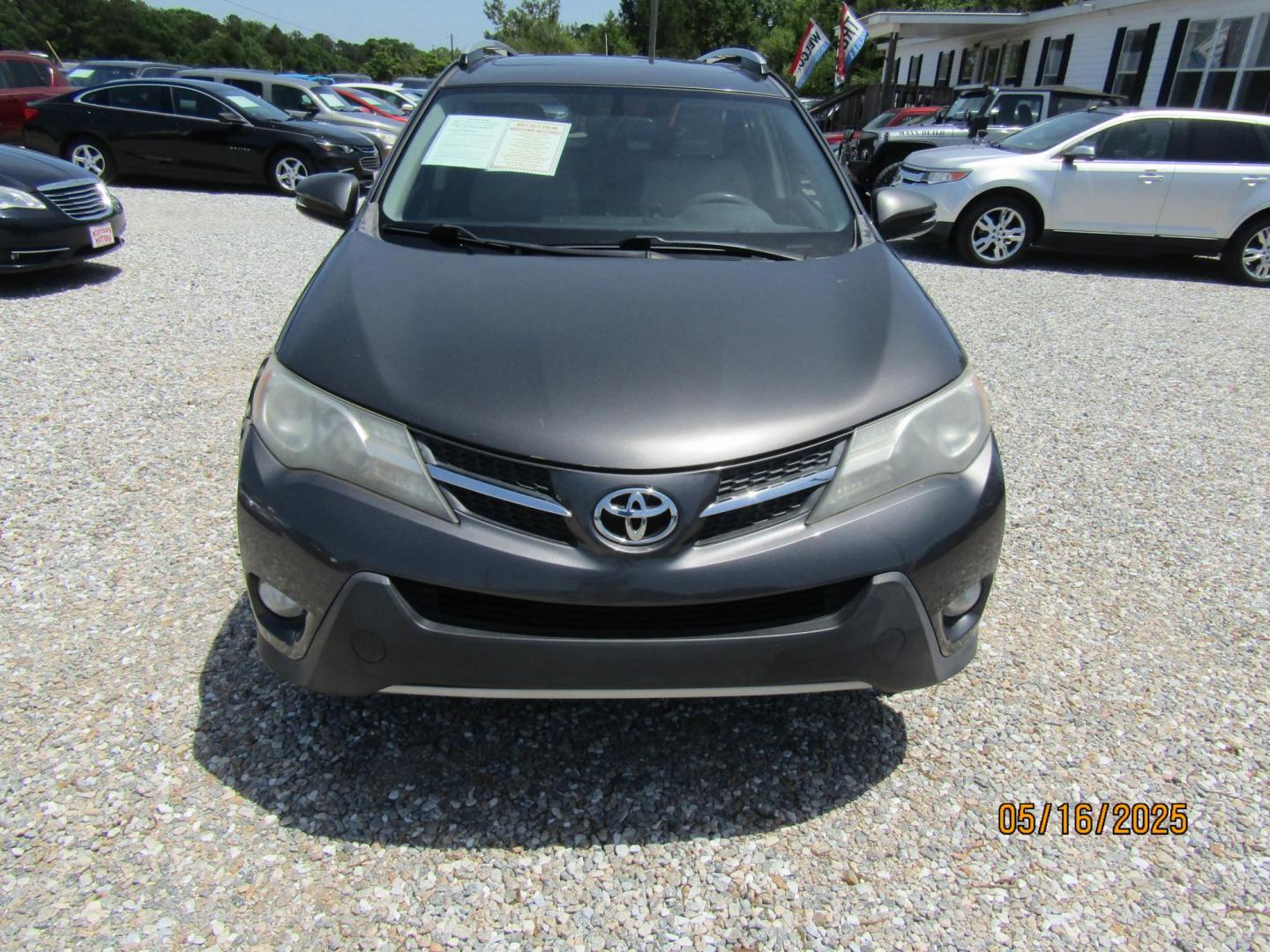 2014 Gray Toyota RAV4 XLE FWD (JTMWFREV7EJ) with an 2.5L L4 DOHC 16V engine, Automatic transmission, located at 15016 S Hwy 231, Midland City, AL, 36350, (334) 983-3001, 31.306210, -85.495277 - Photo#1