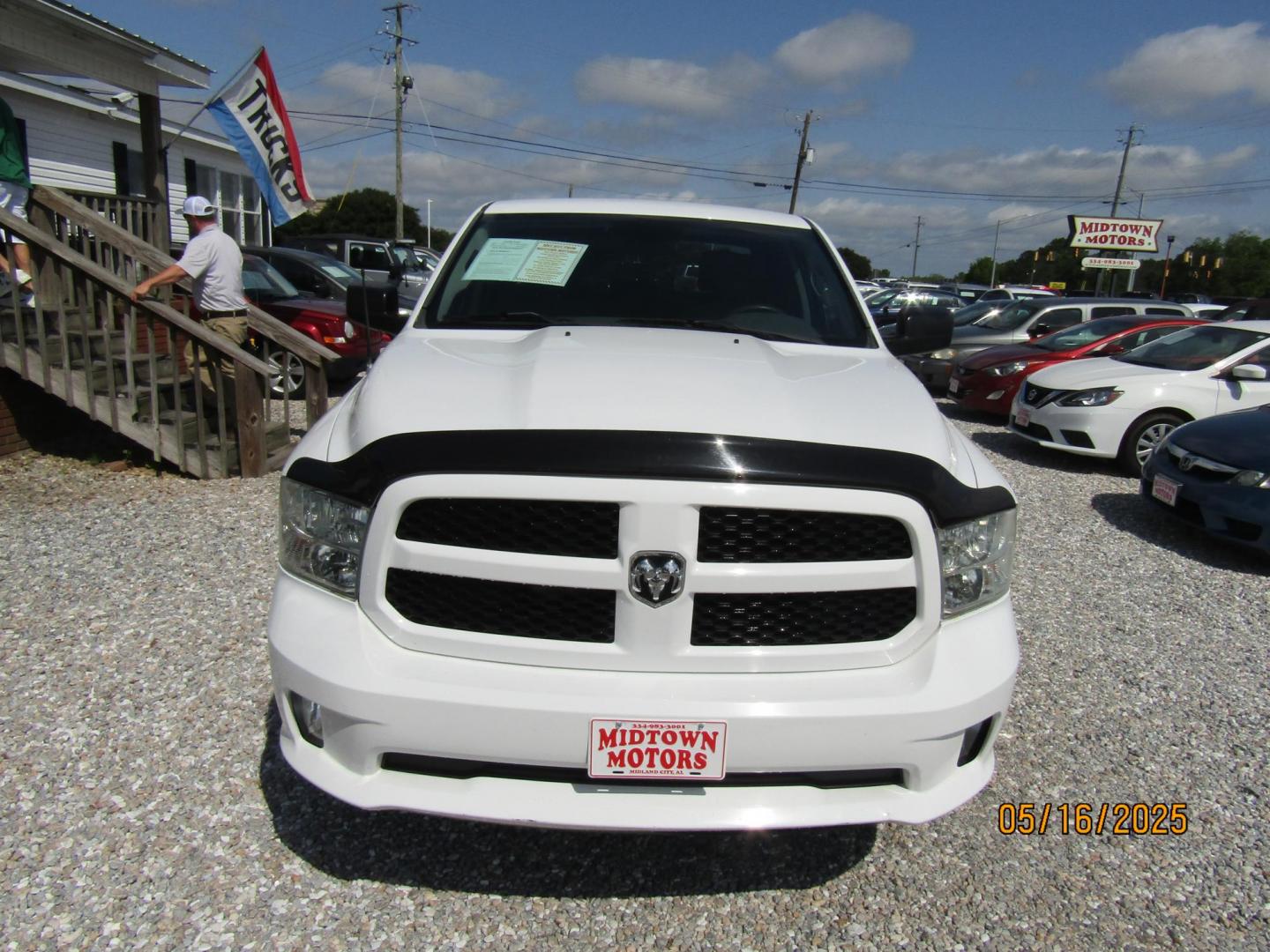 2014 WHITE RAM 1500 Tradesman Crew Cab SWB 4WD (1C6RR7KT7ES) with an 5.7L V8 OHV 16V engine, Automatic transmission, located at 15016 S Hwy 231, Midland City, AL, 36350, (334) 983-3001, 31.306210, -85.495277 - Photo#1
