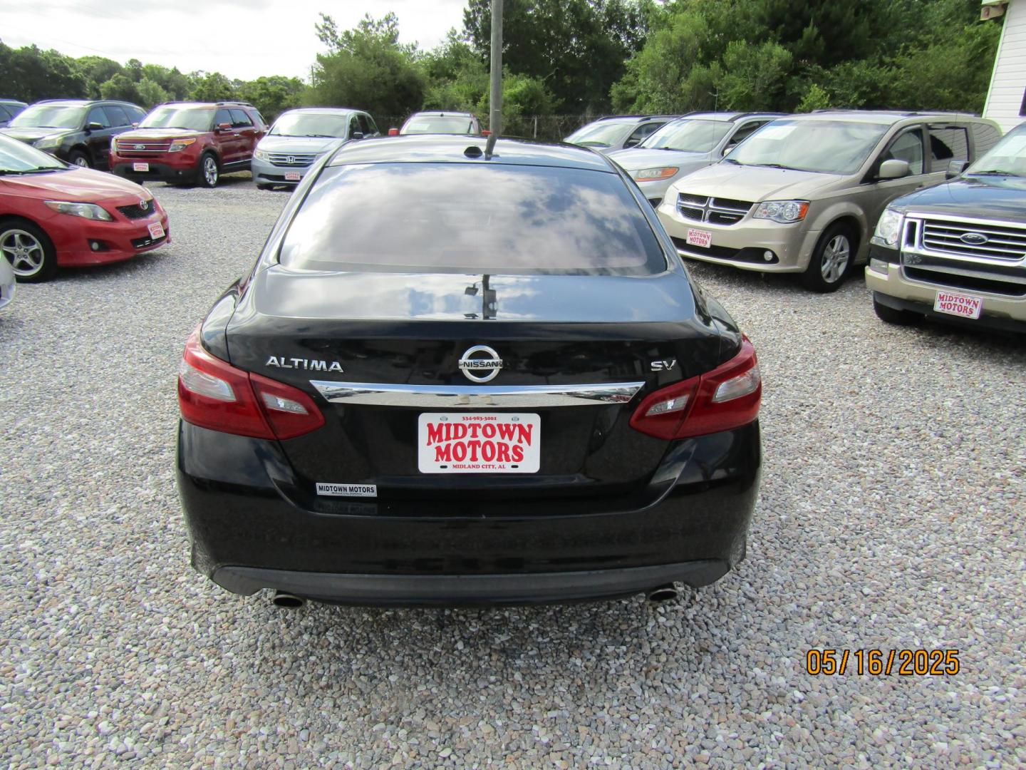 2018 Black Nissan Altima 2.5 (1N4AL3AP9JC) with an 2.5L L4 DOHC 16V engine, Automatic transmission, located at 15016 S Hwy 231, Midland City, AL, 36350, (334) 983-3001, 31.306210, -85.495277 - Photo#6