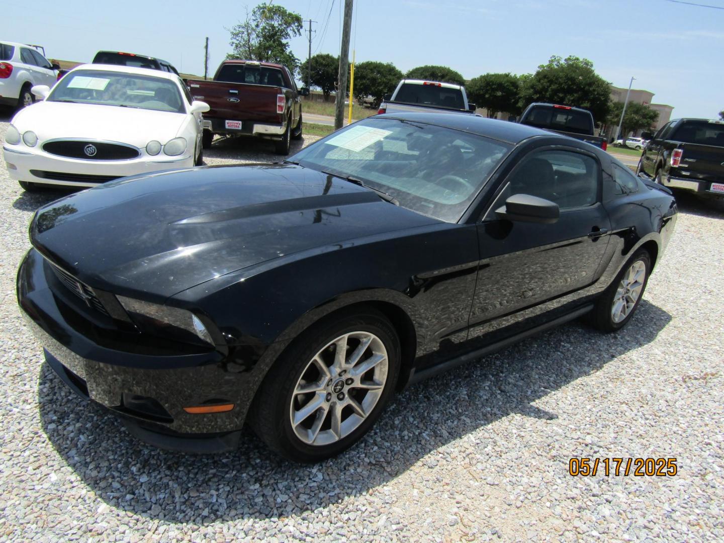 2011 Black Ford Mustang V6 Coupe (1ZVBP8AM1B5) with an 3.7L V6 DOHC 24V engine, Automatic transmission, located at 15016 S Hwy 231, Midland City, AL, 36350, (334) 983-3001, 31.306210, -85.495277 - Photo#2