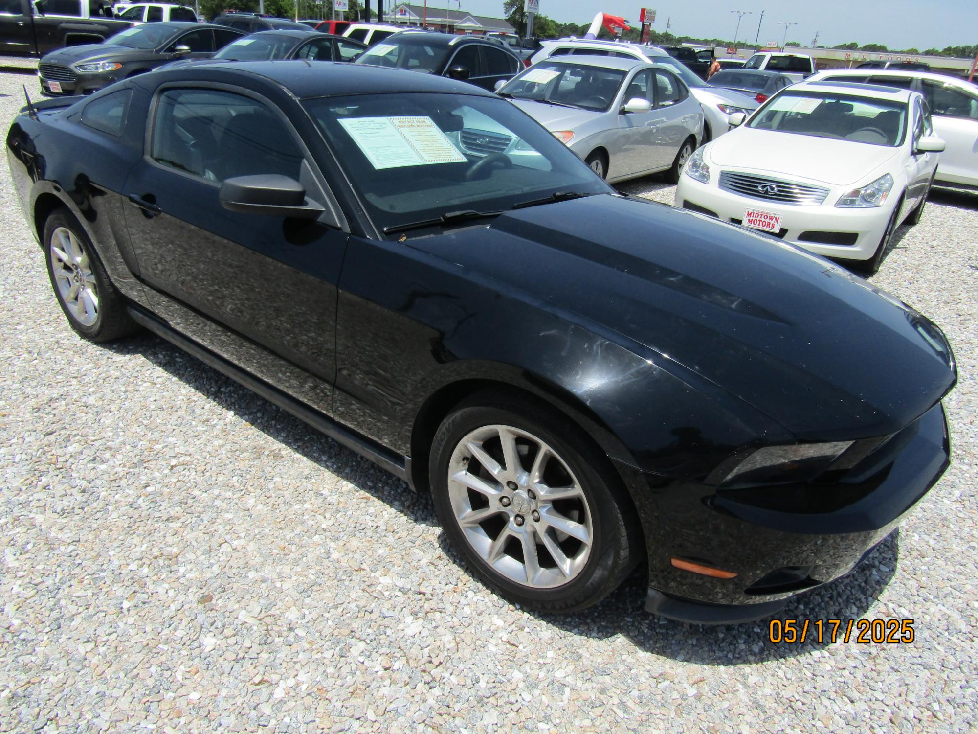 photo of 2011 Ford Mustang 