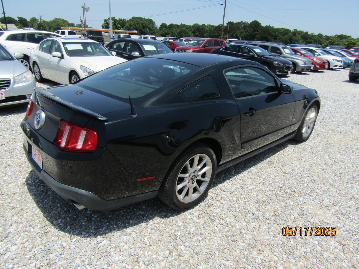 2011 Black Ford Mustang V6 Coupe (1ZVBP8AM1B5) with an 3.7L V6 DOHC 24V engine, Automatic transmission, located at 15016 S Hwy 231, Midland City, AL, 36350, (334) 983-3001, 31.306210, -85.495277 - Photo#6