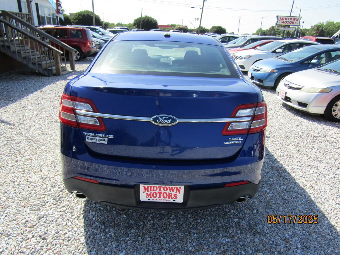 2013 Blue Ford Taurus SEL FWD (1FAHP2E88DG) with an 3.5L V6 DOHC 24V engine, Automatic transmission, located at 15016 S Hwy 231, Midland City, AL, 36350, (334) 983-3001, 31.306210, -85.495277 - Photo#6