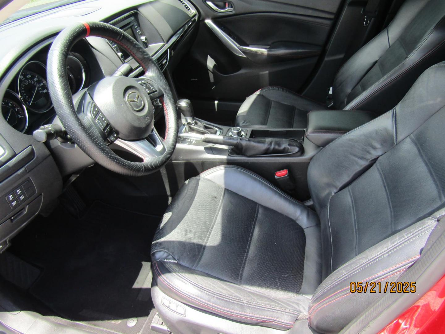 2015 Red Mazda Mazda6 i Grand Touring (JM1GJ1W61F1) with an 2.5L L4 DOHC 16V engine, Automatic transmission, located at 15016 S Hwy 231, Midland City, AL, 36350, (334) 983-3001, 31.306210, -85.495277 - Photo#3