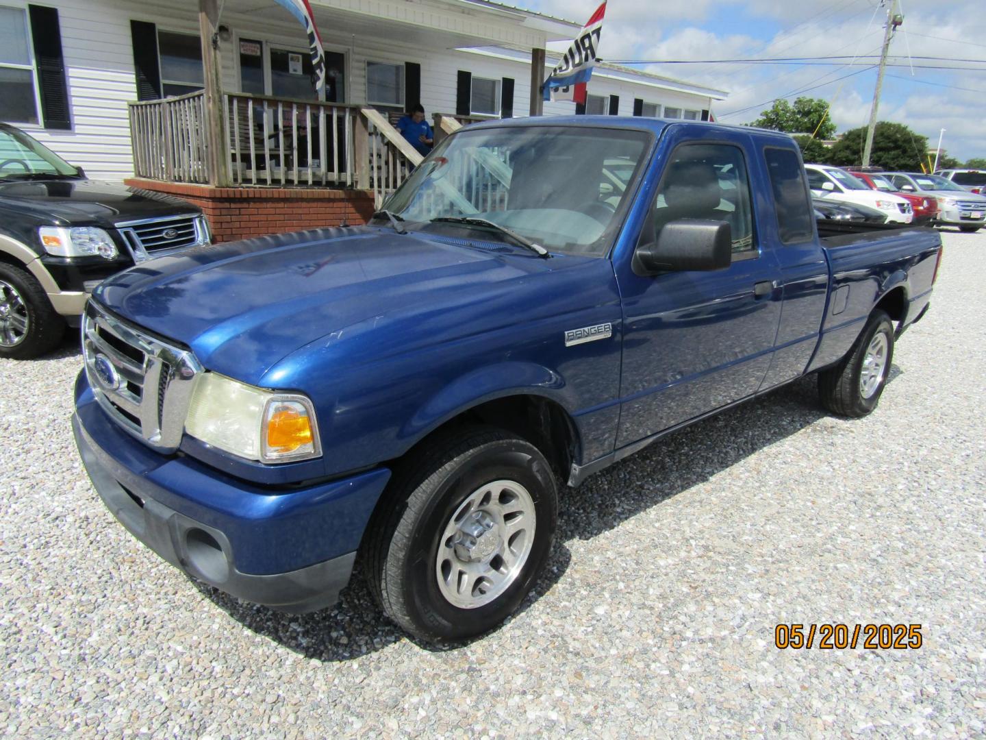2011 Blue Ford Ranger Sport SuperCab 2WD (1FTKR1ED6BP) with an 2.3L L4 SOHC 8V engine, Automatic transmission, located at 15016 S Hwy 231, Midland City, AL, 36350, (334) 983-3001, 31.306210, -85.495277 - Photo#2