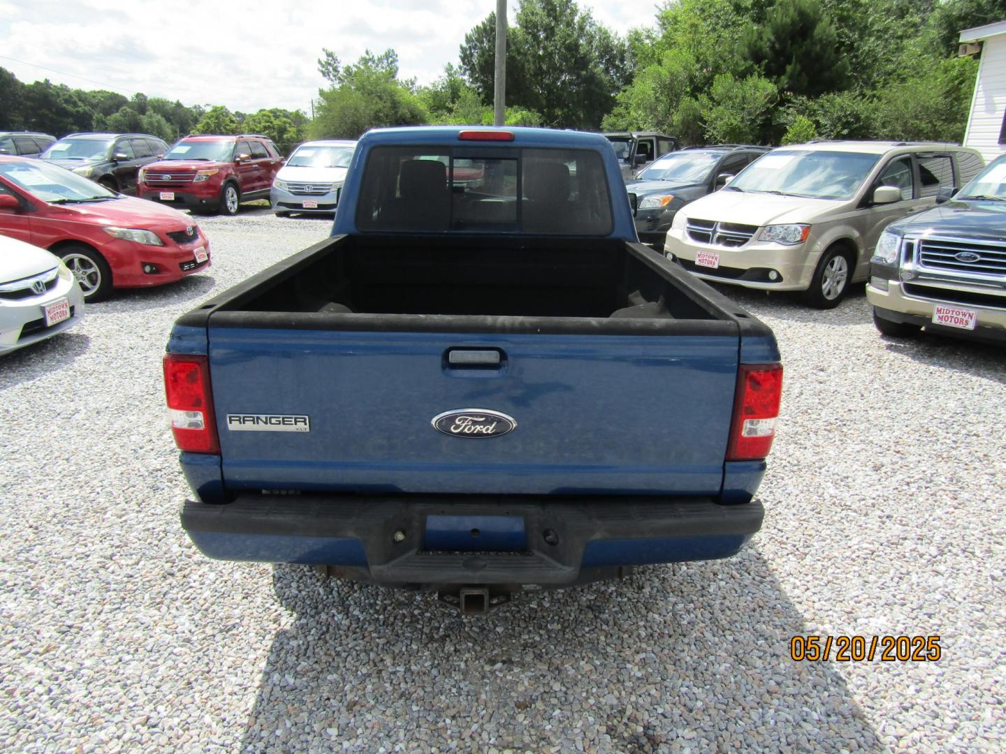 2011 Blue Ford Ranger Sport SuperCab 2WD (1FTKR1ED6BP) with an 2.3L L4 SOHC 8V engine, Automatic transmission, located at 15016 S Hwy 231, Midland City, AL, 36350, (334) 983-3001, 31.306210, -85.495277 - Photo#5