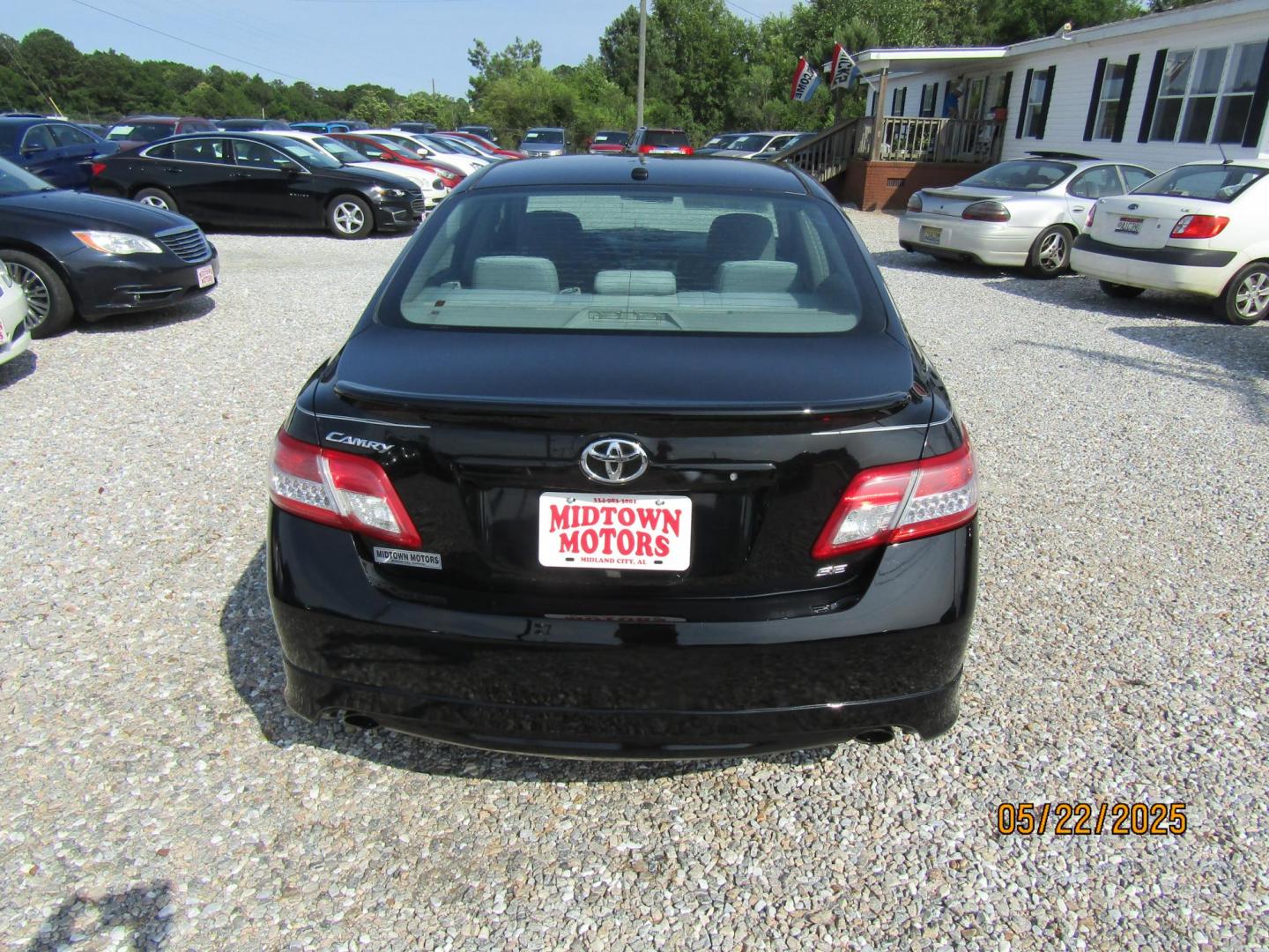 2011 Black Toyota Camry SE 6-Spd MT (4T1BF3EKXBU) with an 2.5L L4 DOHC 16V engine, Automatic transmission, located at 15016 S Hwy 231, Midland City, AL, 36350, (334) 983-3001, 31.306210, -85.495277 - Photo#6