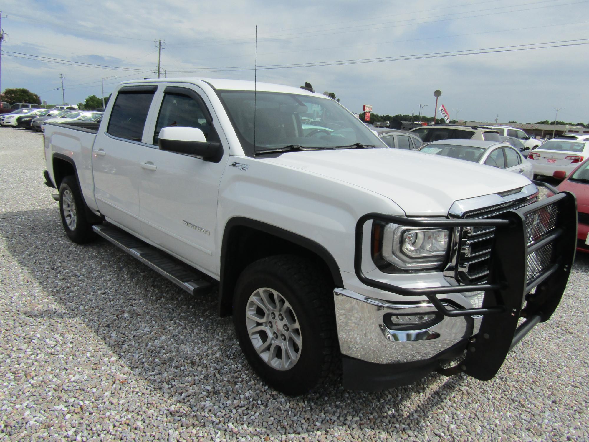 photo of 2018 GMC Sierra 