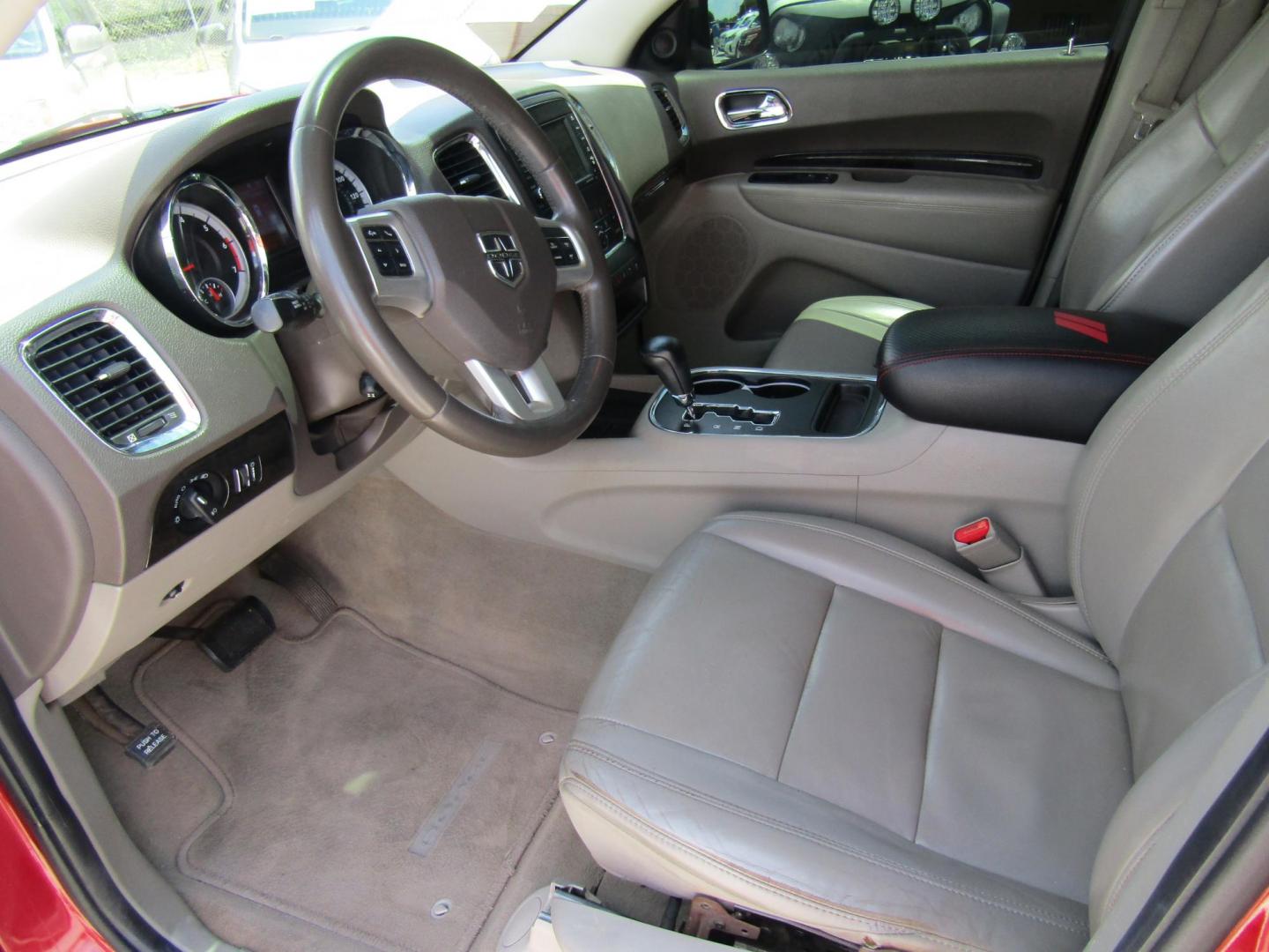 2011 Red Dodge Durango Crew 2WD (1D4SD4GTXBC) with an 5.7L V8 OHV 16V engine, Automatic transmission, located at 15016 S Hwy 231, Midland City, AL, 36350, (334) 983-3001, 31.306210, -85.495277 - Photo#3