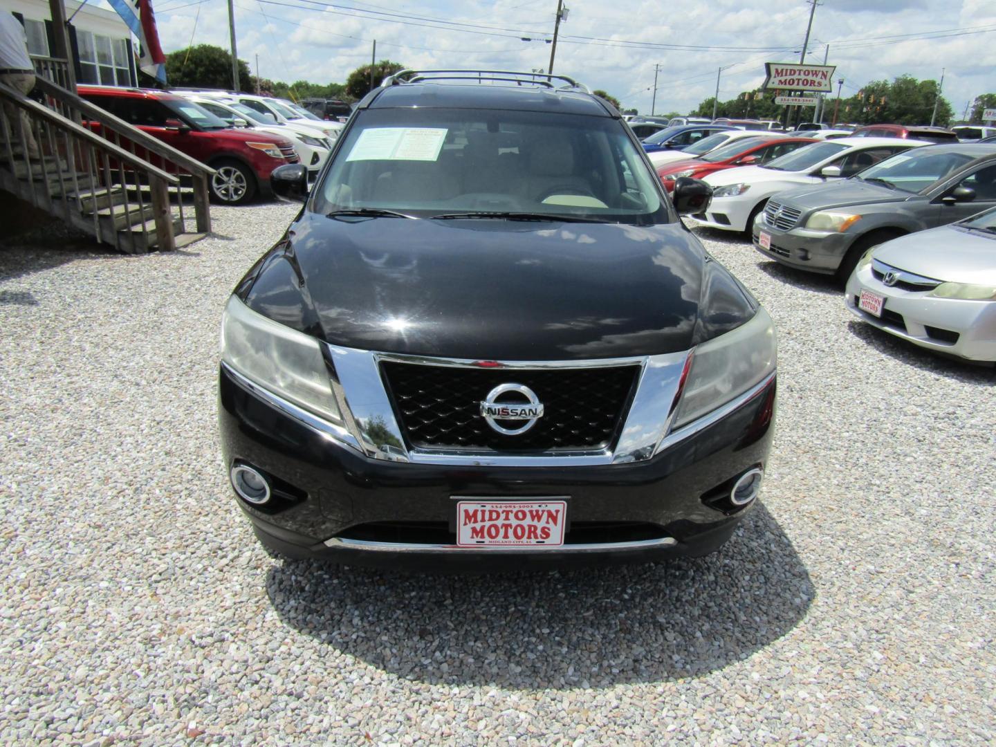 2016 Black Nissan Pathfinder S 2WD (5N1AR2MN5GC) with an 3.5L V6 DOHC 24V engine, Automatic transmission, located at 15016 S Hwy 231, Midland City, AL, 36350, (334) 983-3001, 31.306210, -85.495277 - Photo#1
