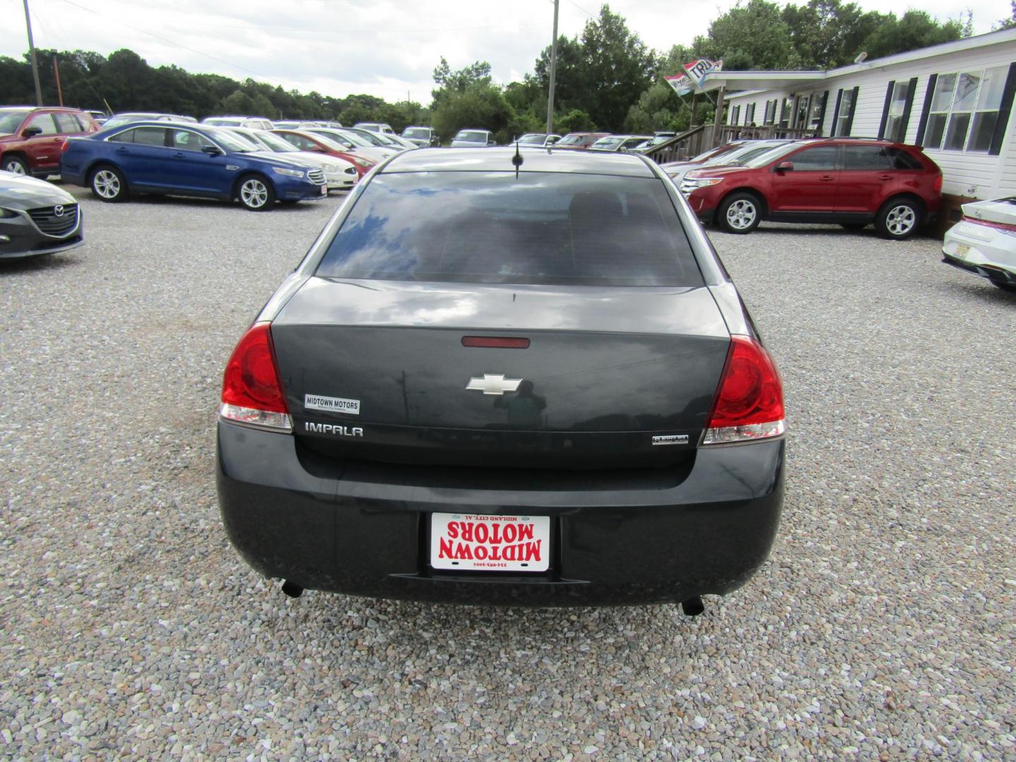 2013 Gray Chevrolet Impala LS (Fleet) (2G1WF5E3XD1) with an 3.6L V6 DOHC 16V FFV engine, Automatic transmission, located at 15016 S Hwy 231, Midland City, AL, 36350, (334) 983-3001, 31.306210, -85.495277 - Photo#6