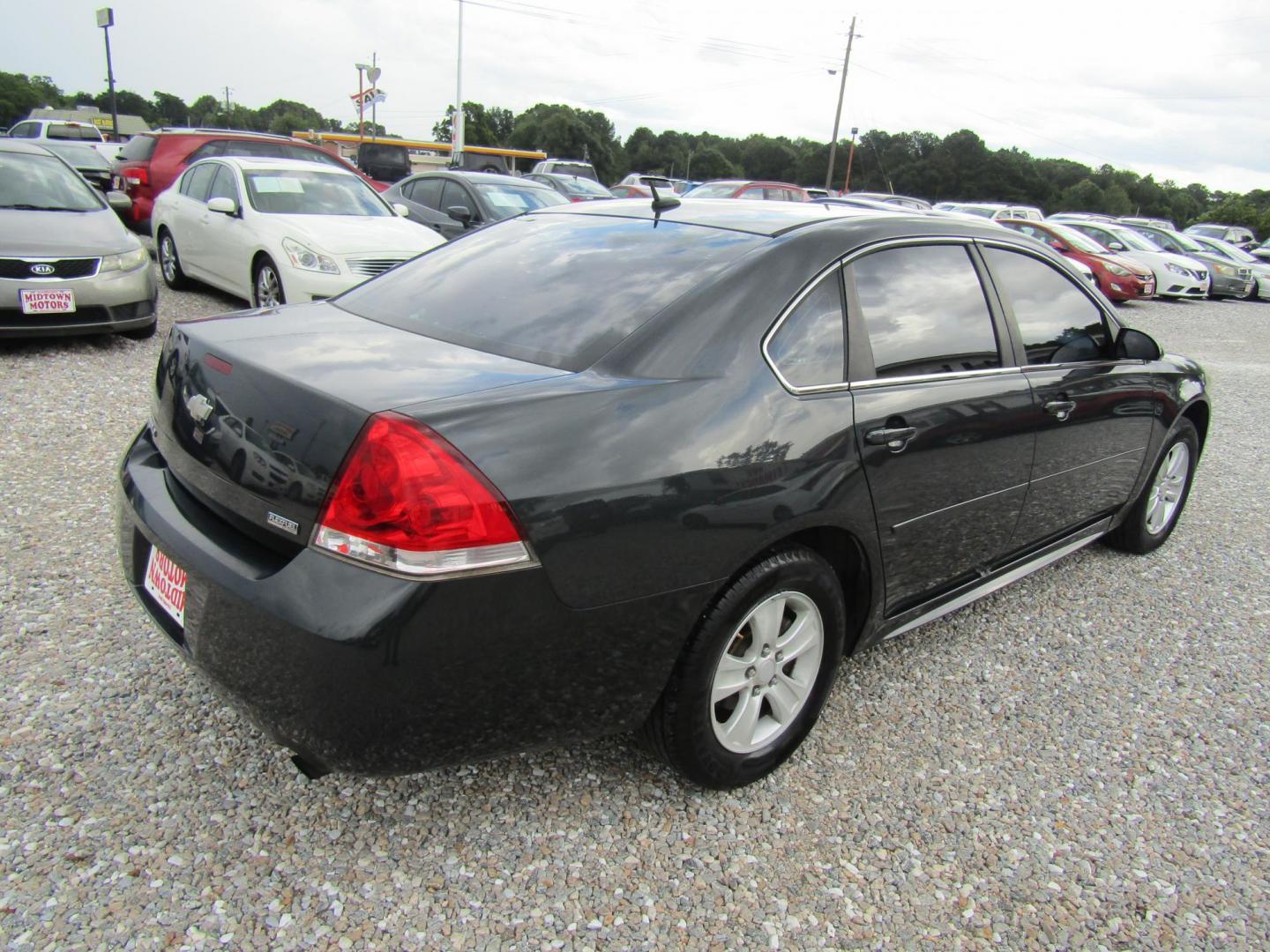 2013 Gray Chevrolet Impala LS (Fleet) (2G1WF5E3XD1) with an 3.6L V6 DOHC 16V FFV engine, Automatic transmission, located at 15016 S Hwy 231, Midland City, AL, 36350, (334) 983-3001, 31.306210, -85.495277 - Photo#7