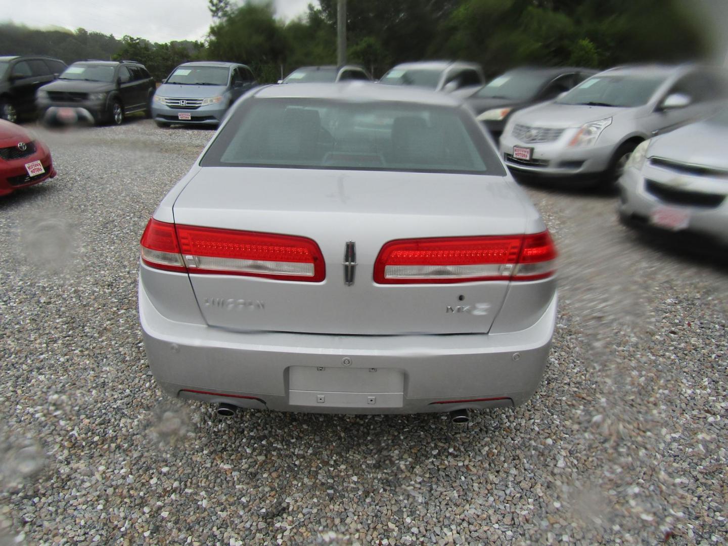 2012 Silver Lincoln MKZ FWD (3LNHL2GC4CR) with an 3.5L V6 DOHC 24V engine, Automatic transmission, located at 15016 S Hwy 231, Midland City, AL, 36350, (334) 983-3001, 31.306210, -85.495277 - Photo#6