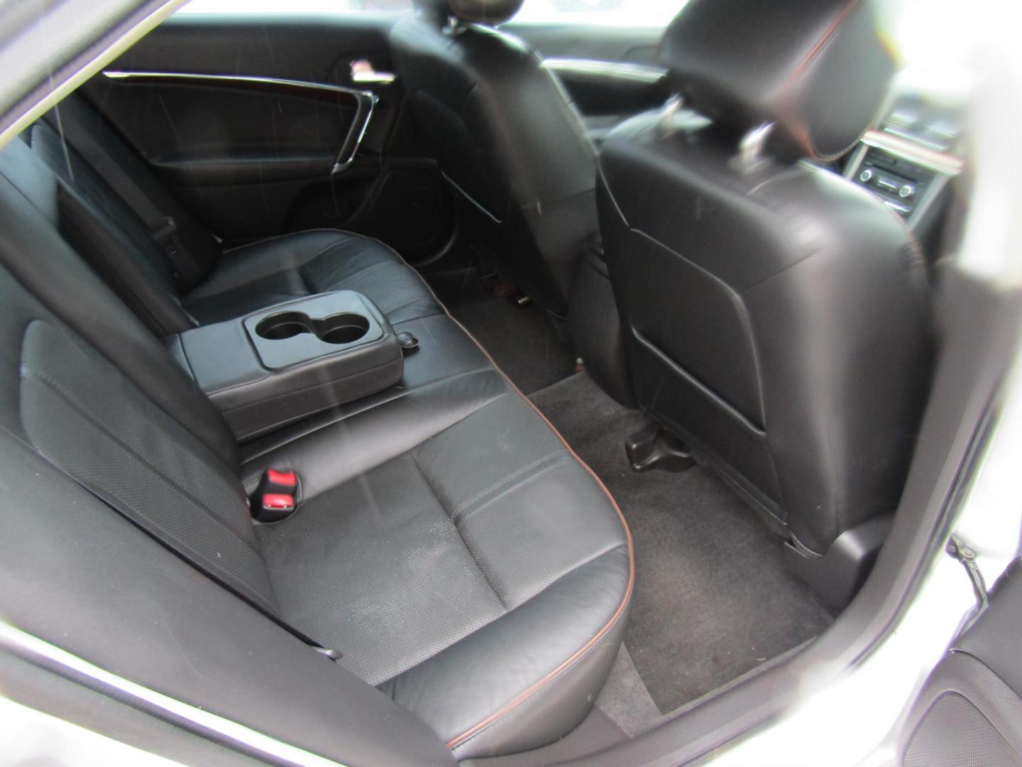 2012 Silver Lincoln MKZ FWD (3LNHL2GC4CR) with an 3.5L V6 DOHC 24V engine, Automatic transmission, located at 15016 S Hwy 231, Midland City, AL, 36350, (334) 983-3001, 31.306210, -85.495277 - Photo#8