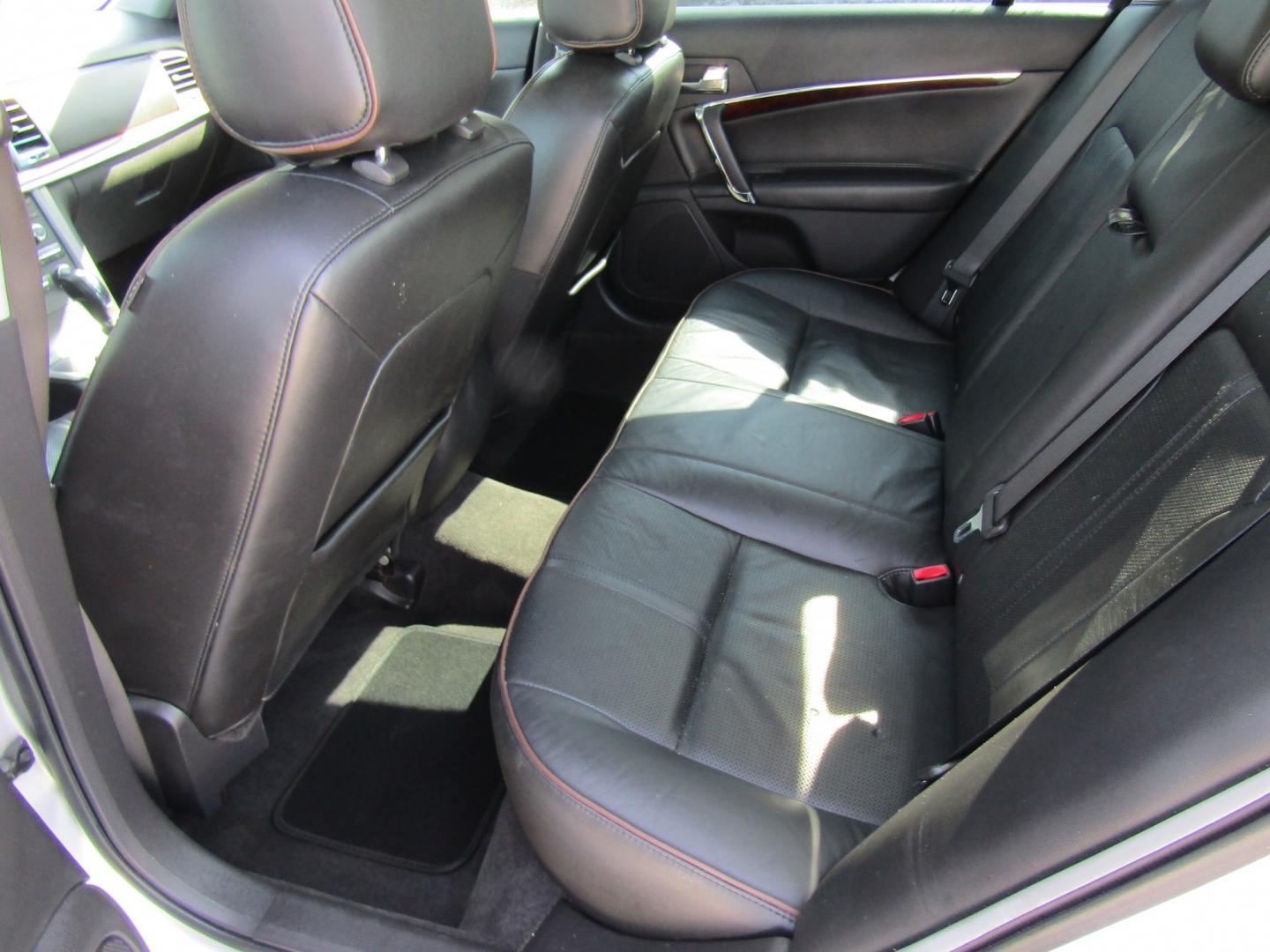 2012 Silver Lincoln MKZ FWD (3LNHL2GC4CR) with an 3.5L V6 DOHC 24V engine, Automatic transmission, located at 15016 S Hwy 231, Midland City, AL, 36350, (334) 983-3001, 31.306210, -85.495277- Photo#4