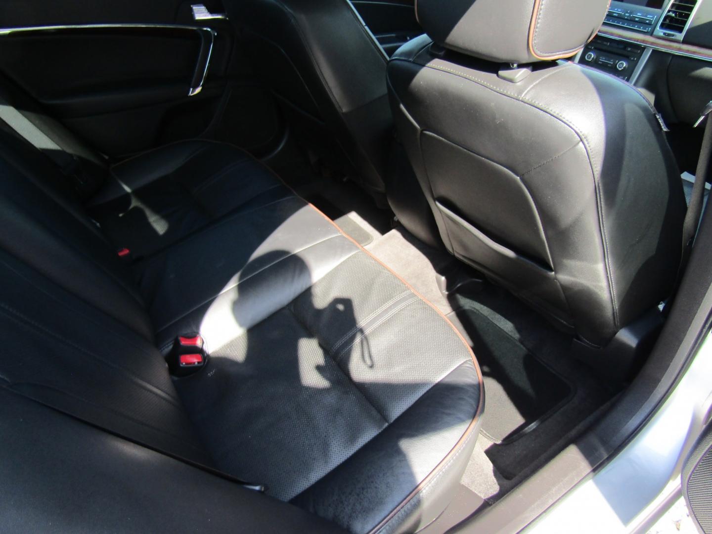 2012 Silver Lincoln MKZ FWD (3LNHL2GC4CR) with an 3.5L V6 DOHC 24V engine, Automatic transmission, located at 15016 S Hwy 231, Midland City, AL, 36350, (334) 983-3001, 31.306210, -85.495277- Photo#8