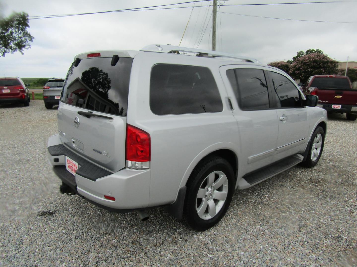 2012 Silver Nissan Armada SL 2WD (5N1BA0NDXCN) with an 5.6L V8 DOHC 32V FFV engine, Automatic transmission, located at 15016 S Hwy 231, Midland City, AL, 36350, (334) 983-3001, 31.306210, -85.495277 - Photo#7