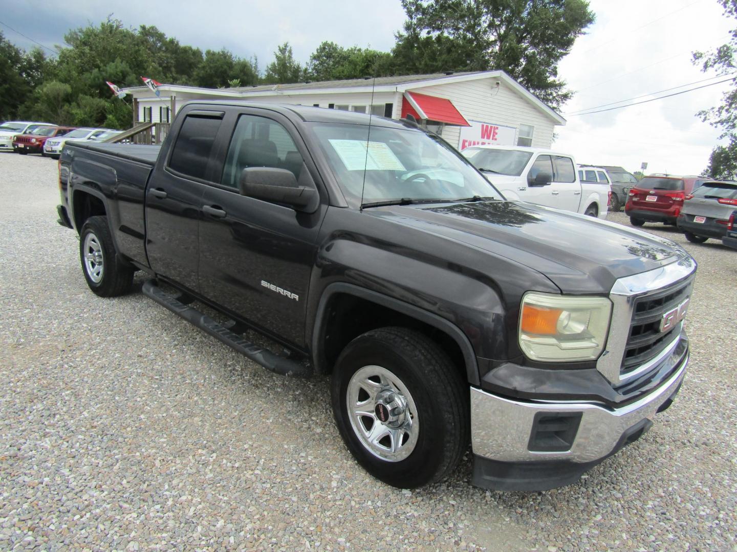 2015 DK GRAY GMC Sierra 1500 Base Double Cab 4WD (1GTV2TEH8FZ) with an 4.3L V6 OHV 12V engine, Automatic transmission, located at 15016 S Hwy 231, Midland City, AL, 36350, (334) 983-3001, 31.306210, -85.495277 - Photo#0