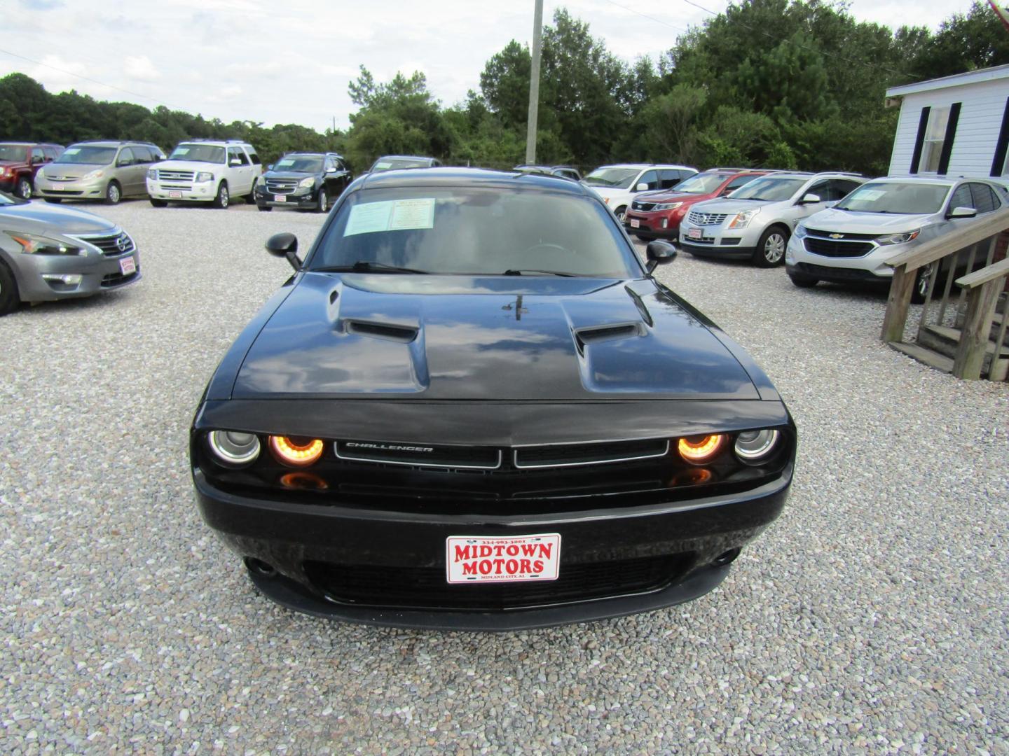 2019 Black Dodge Challenger SXT (2C3CDZAG7KH) with an 3.6L V6 DOHC 24V engine, Automatic transmission, located at 15016 S Hwy 231, Midland City, AL, 36350, (334) 983-3001, 31.306210, -85.495277 - Photo#1