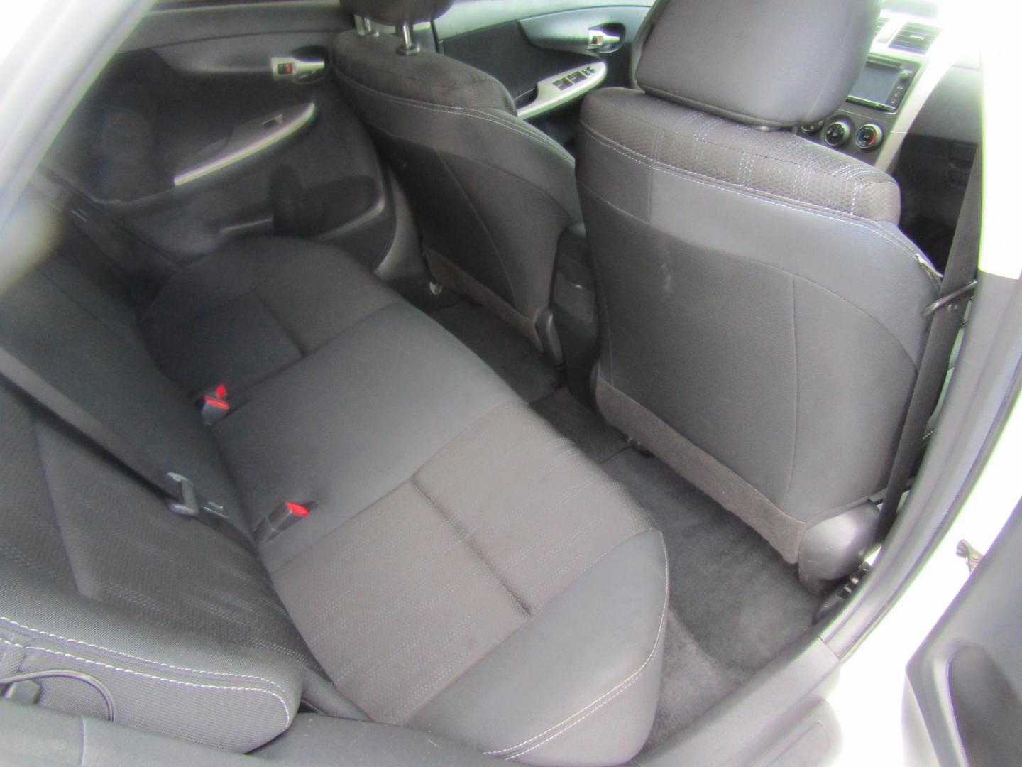 2013 WHITE Toyota Corolla LE 4-Speed AT (5YFBU4EE2DP) with an 1.8L L4 DOHC 16V engine, Automatic transmission, located at 15016 S Hwy 231, Midland City, AL, 36350, (334) 983-3001, 31.306210, -85.495277 - Photo#8