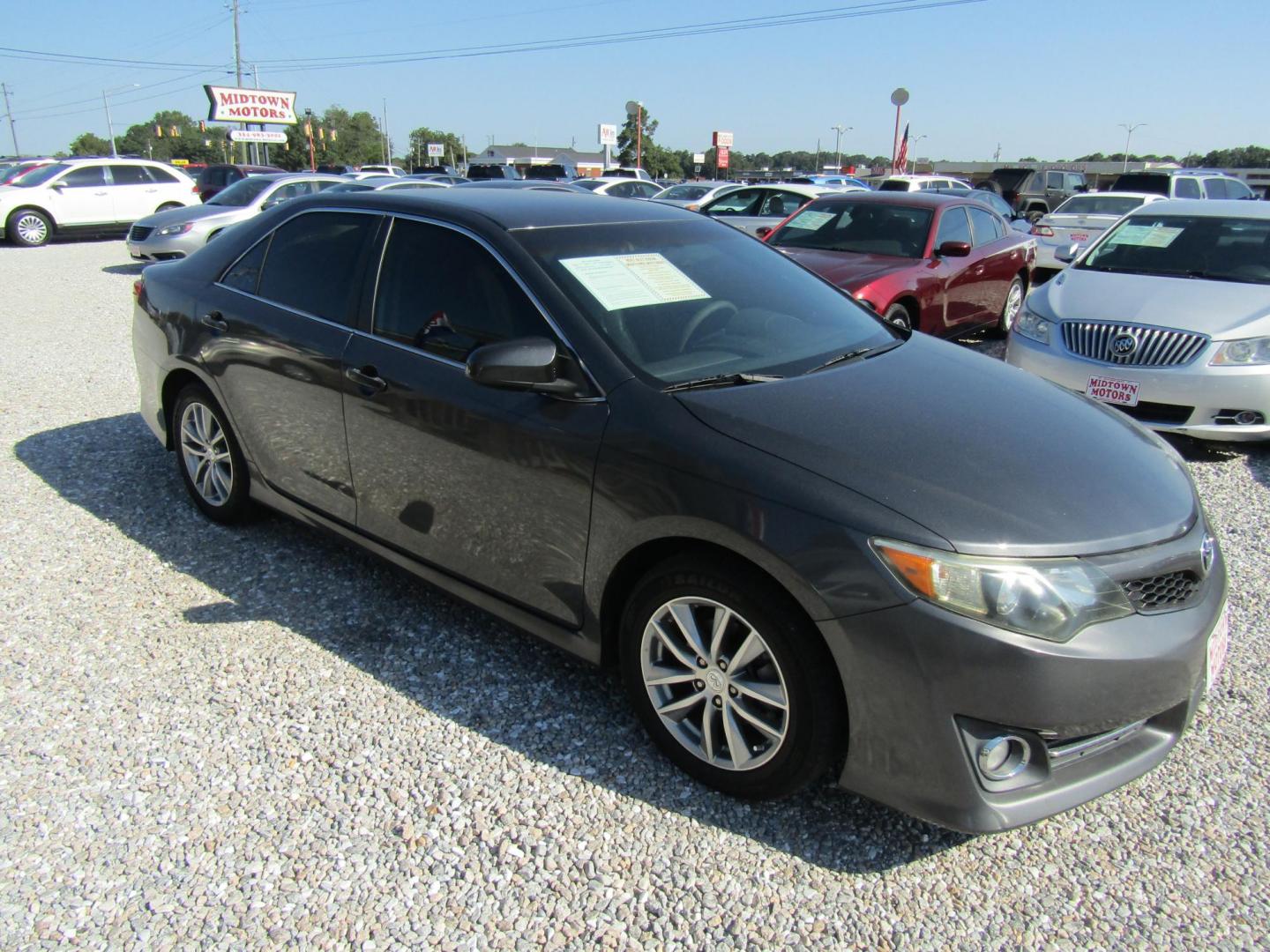 2012 Gray Toyota Camry SE (4T1BF1FK1CU) with an 2.5L L4 DOHC 16V engine, Automatic transmission, located at 15016 S Hwy 231, Midland City, AL, 36350, (334) 983-3001, 31.306210, -85.495277 - Photo#0