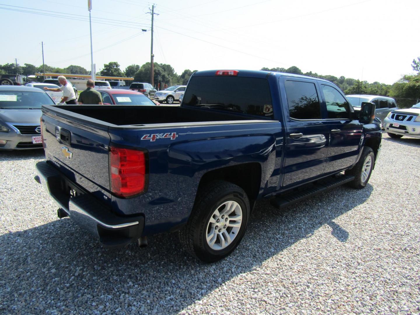 2014 Blue Chevrolet Silverado 1500 1LT Crew Cab 4WD (3GCUKREC4EG) with an 5.3L V8 OHV 16V engine, Automatic transmission, located at 15016 S Hwy 231, Midland City, AL, 36350, (334) 983-3001, 31.306210, -85.495277 - Photo#5