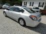 2010 Silver Nissan Altima 2.5 (1N4AL2AP8AN) with an 2.5L L4 DOHC 16V engine, Automatic transmission, located at 15016 S Hwy 231, Midland City, AL, 36350, (334) 983-3001, 31.306210, -85.495277 - Photo#5