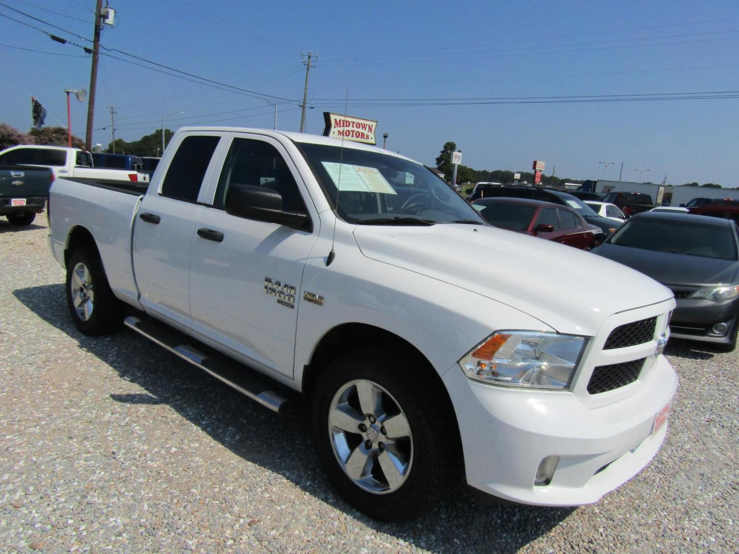 2019 WHITE RAM 1500 Tradesman Quad Cab 2WD (1C6RR6FT5KS) with an 5.7L V8 OHV 16V engine, Automatic transmission, located at 15016 S Hwy 231, Midland City, AL, 36350, (334) 983-3001, 31.306210, -85.495277 - Photo#0