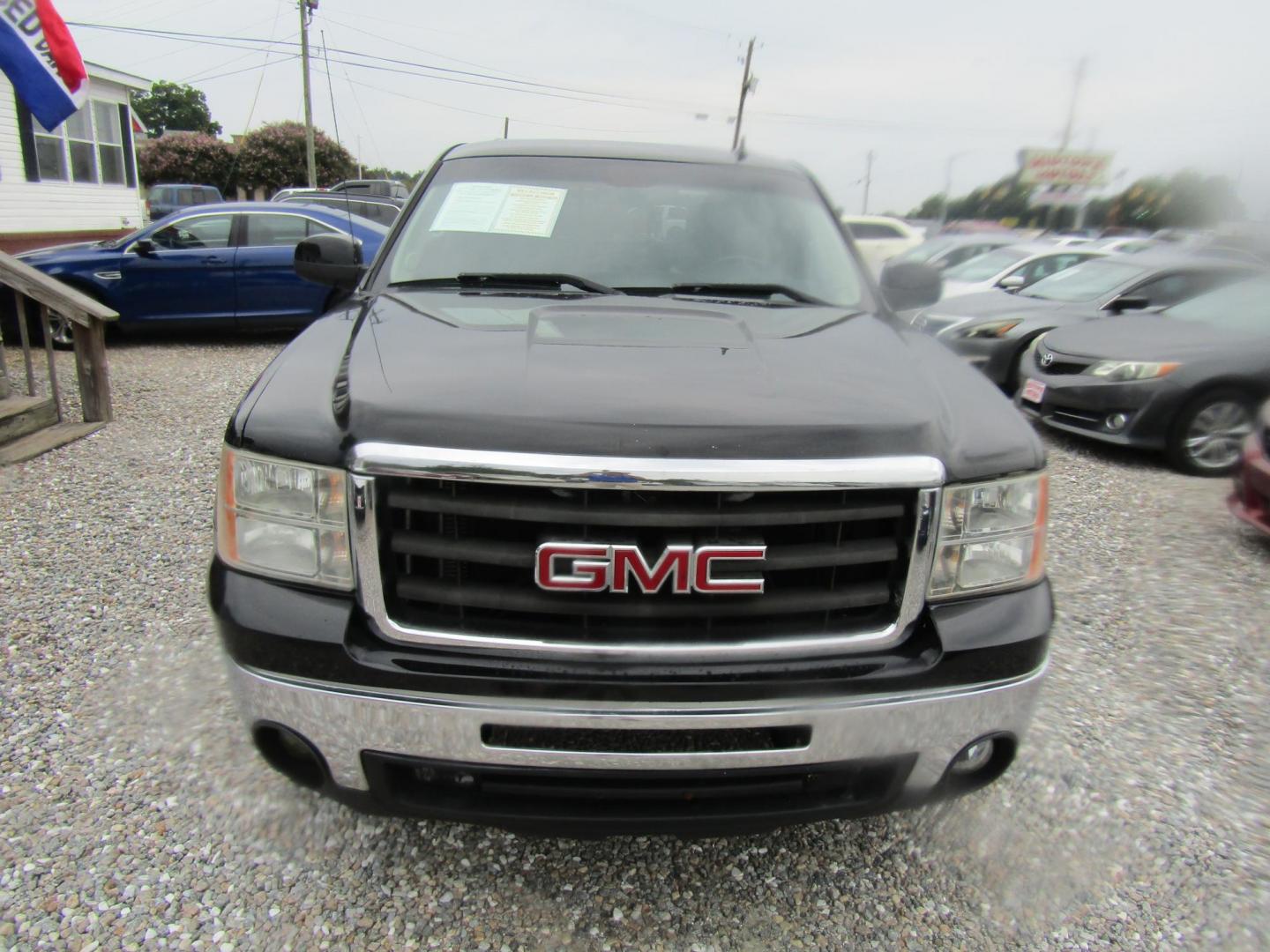 2013 Black GMC Sierra 1500 SLE Crew Cab 2WD (3GTP1VE03DG) with an 5.3L V8 OHV 16V FFV engine, Automatic transmission, located at 15016 S Hwy 231, Midland City, AL, 36350, (334) 983-3001, 31.306210, -85.495277 - Photo#1
